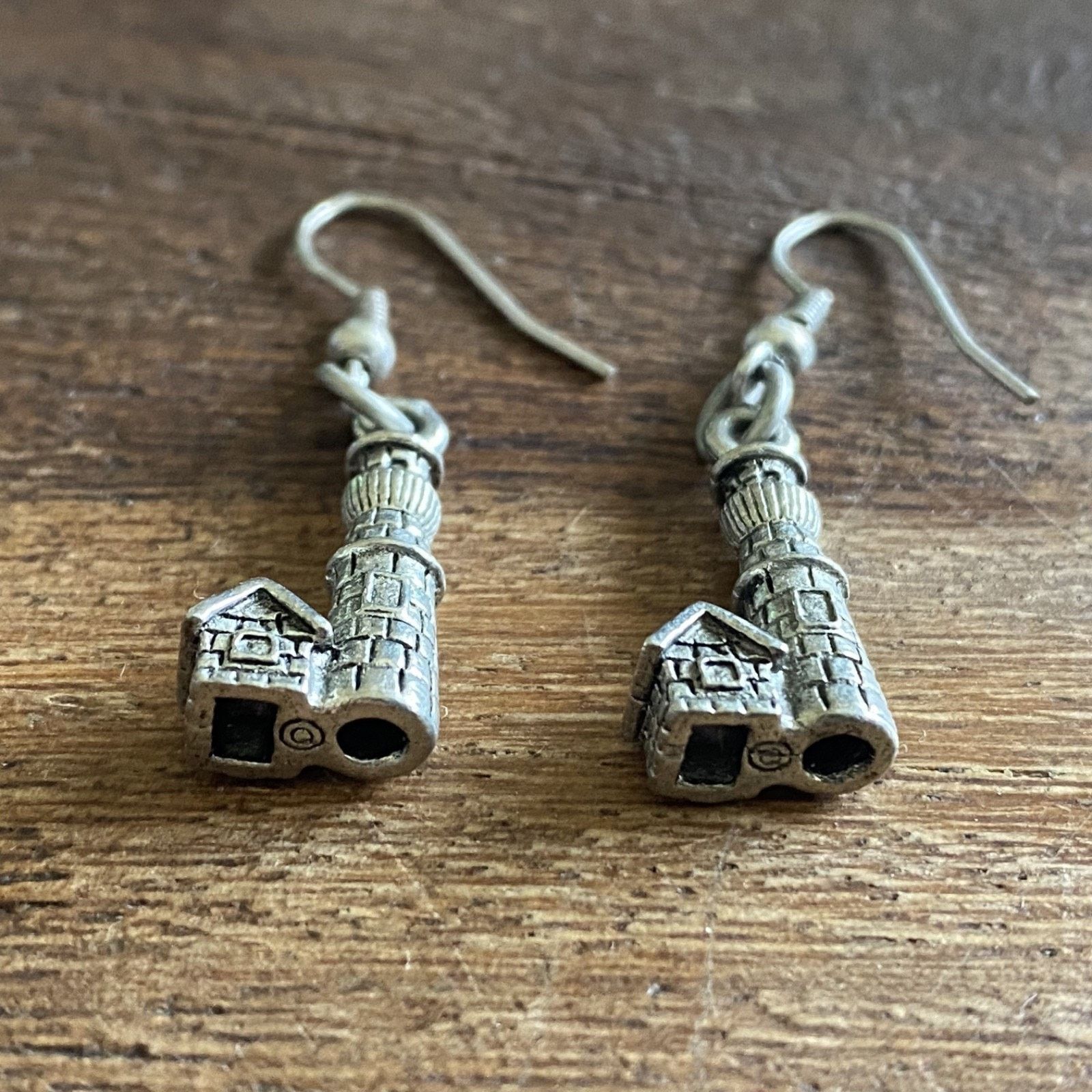 Other Vintage Lighthouse Dangle Earrings Pewter Silver Tone Size ONE SIZE - 2 Thumbnail