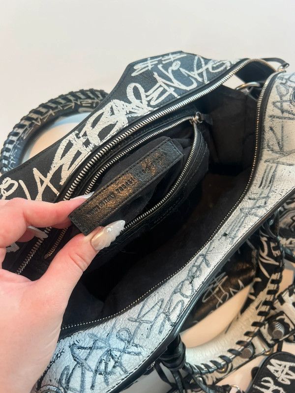Balenciaga Balenciaga Neo City Cagole Graffiti Leather Bag Size ONE SIZE - 14 Thumbnail