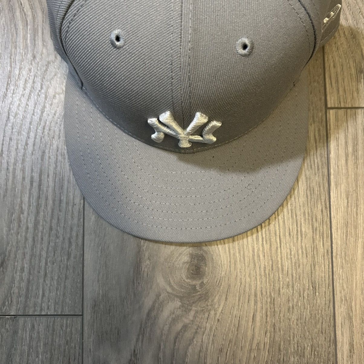 New Era New York Yankees Fitted (Gray) Size ONE SIZE - 4 Thumbnail