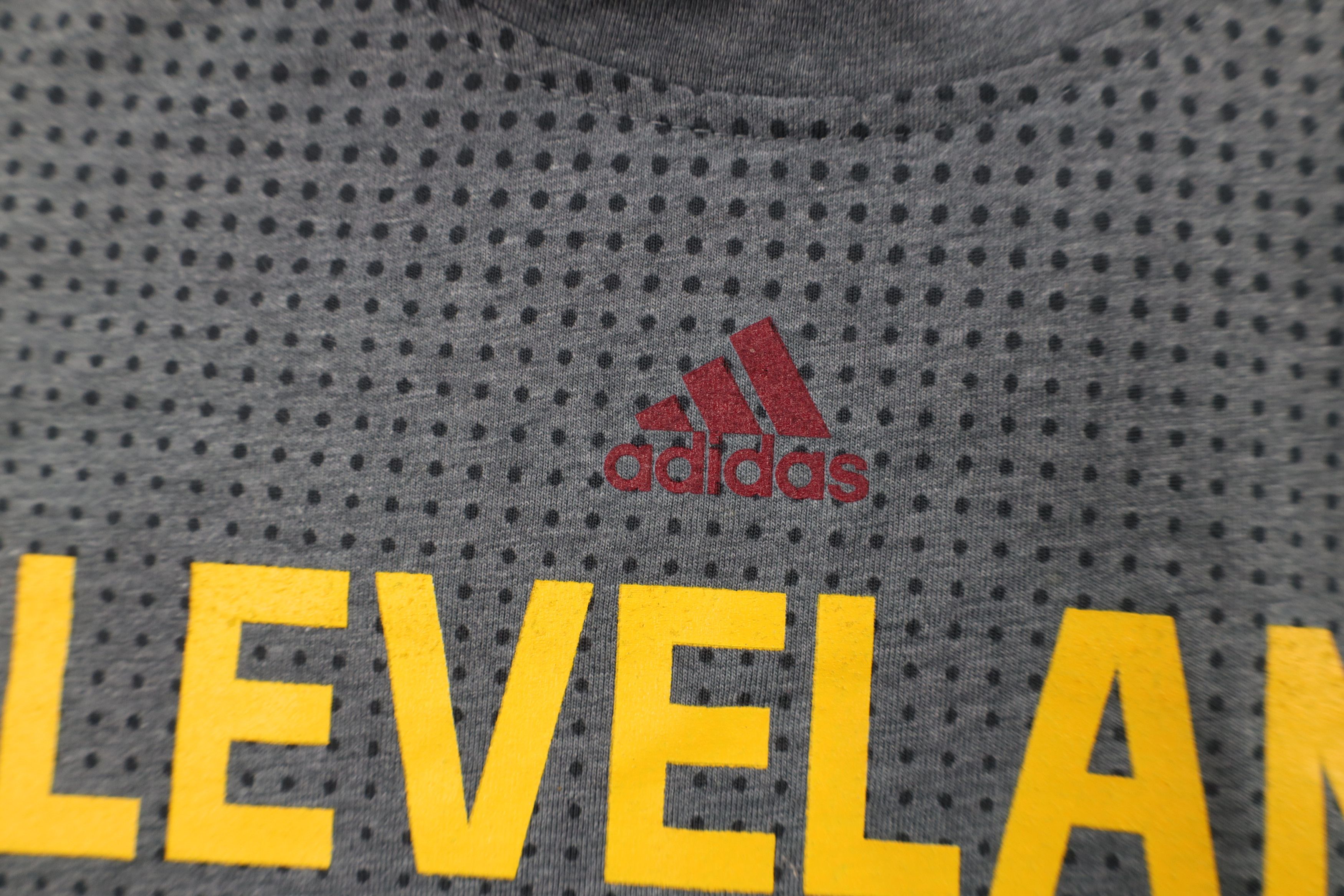 Adidas Adidas Aeroknit Cavaliers Basketball Long Sleeve T-Shirt Size US XXL / EU 58 / 5 - 5 Thumbnail