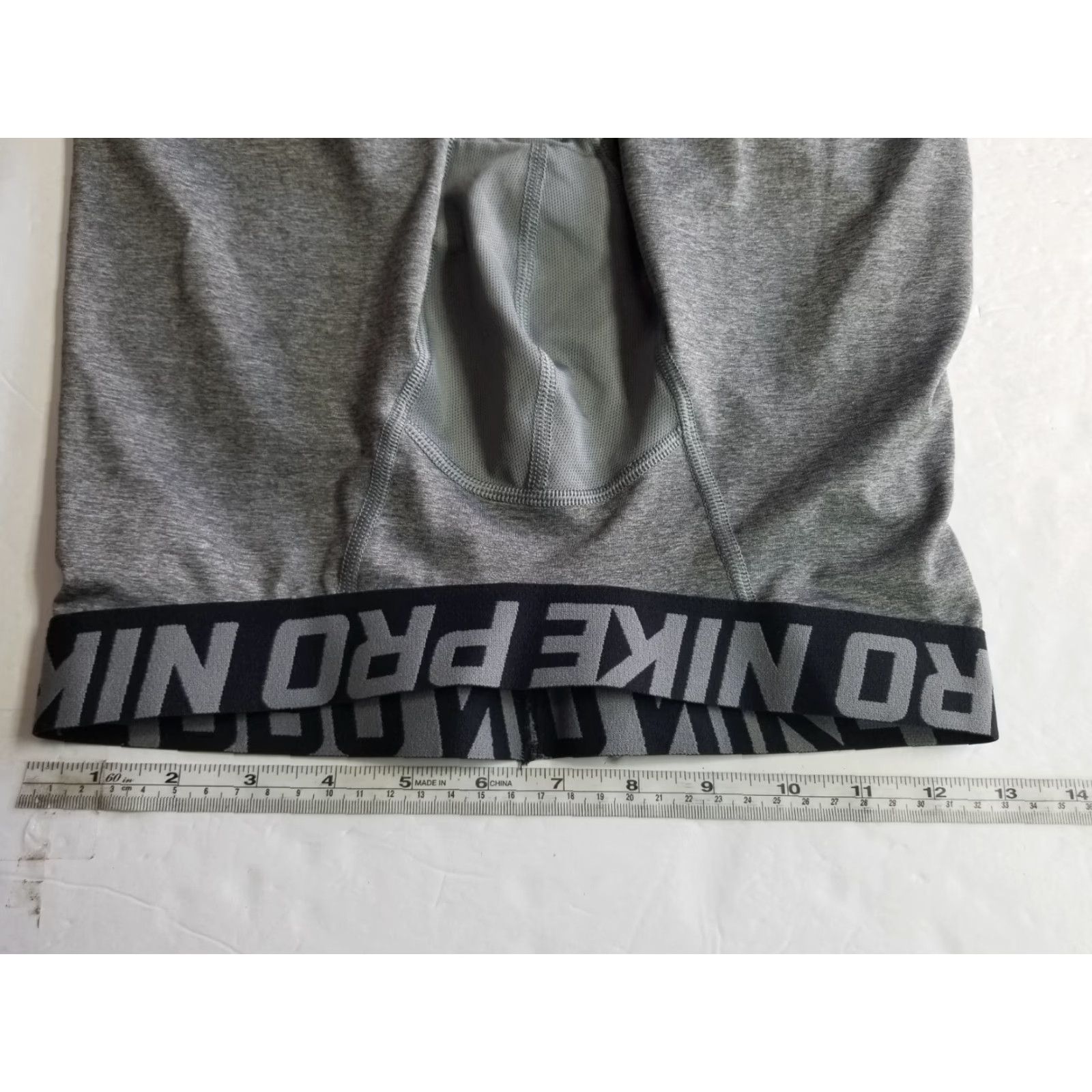 Nike Gray Nike Pro Compression Capri Pants Cropped Mens S Small Polyester Activewear Compression Nike Pro Grayscale Size US 29 - 3 Thumbnail