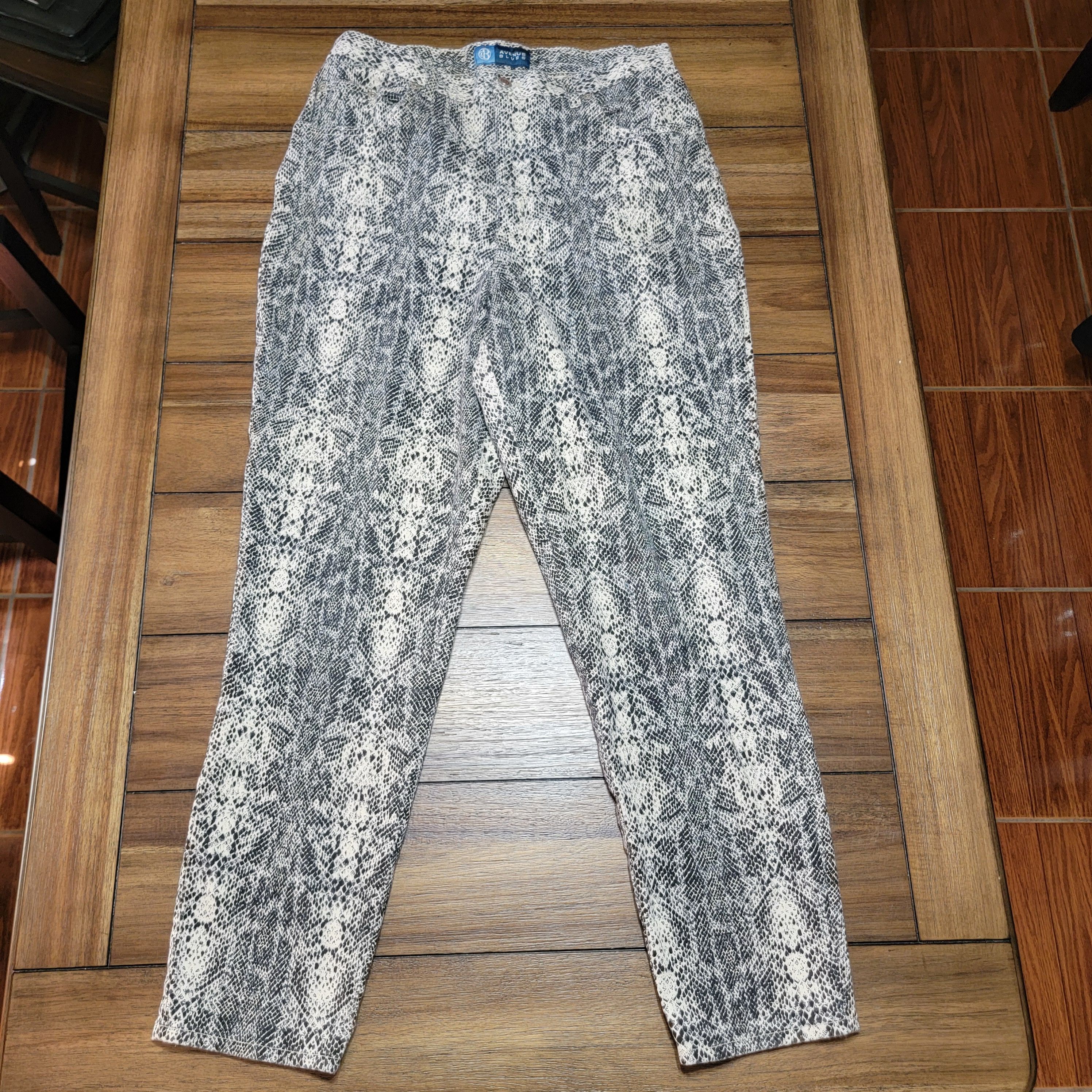 Other Avenue Blues Snake Skin Print Pants - Size 14W Size 30" / US 8 / IT 44 - 1 Thumbnail