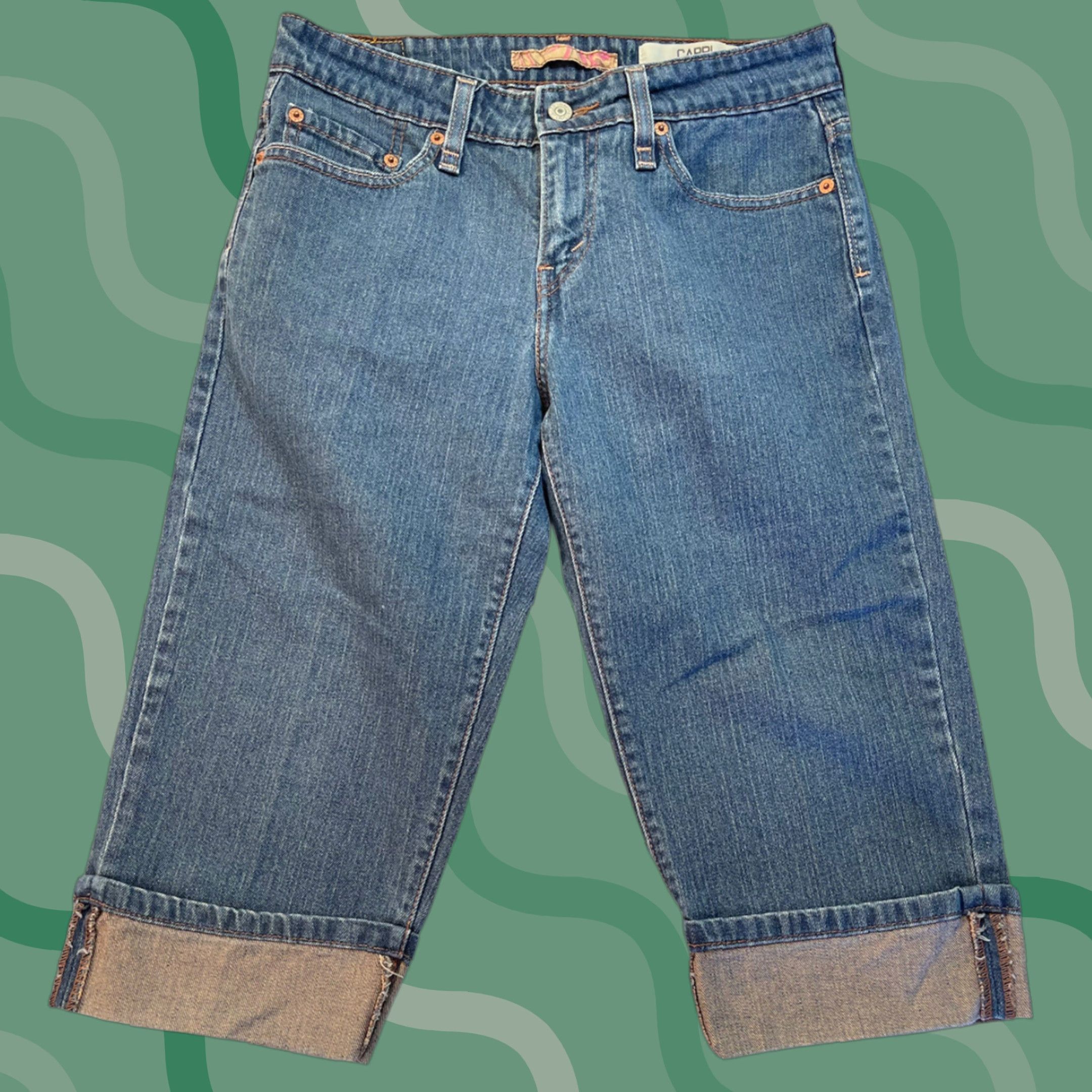 Levi's Levi's Capri Jeans Capris Women 8 Blue Denim Embroidered Pockets 515 Mid Rise 20in Inseam Size ONE SIZE - 1 Thumbnail
