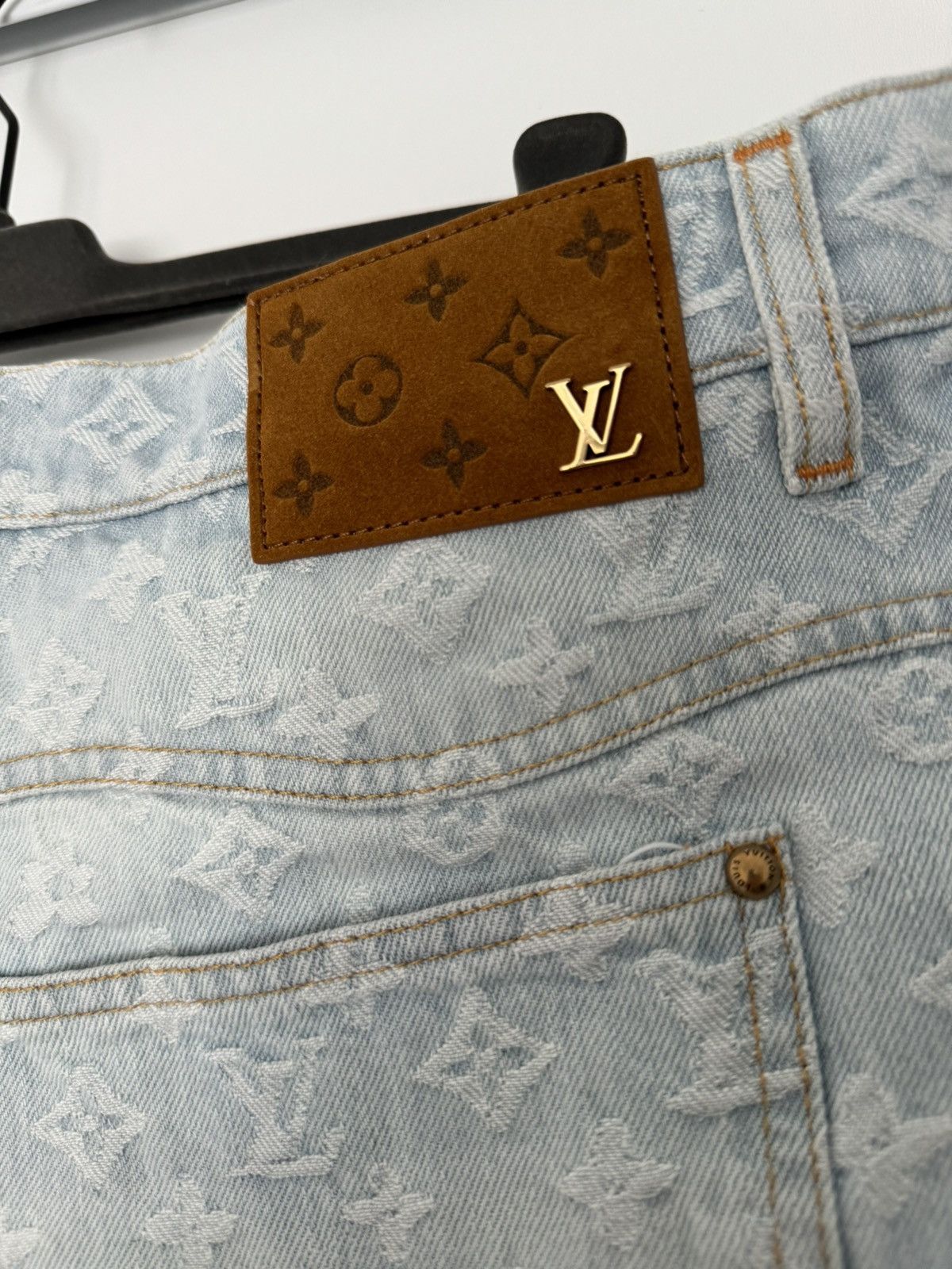Louis Vuitton × Tyler The Creator Louis Vuitton Tyler The Creator Monogram Denim Pants Size US 34 / EU 50 - 6 Thumbnail