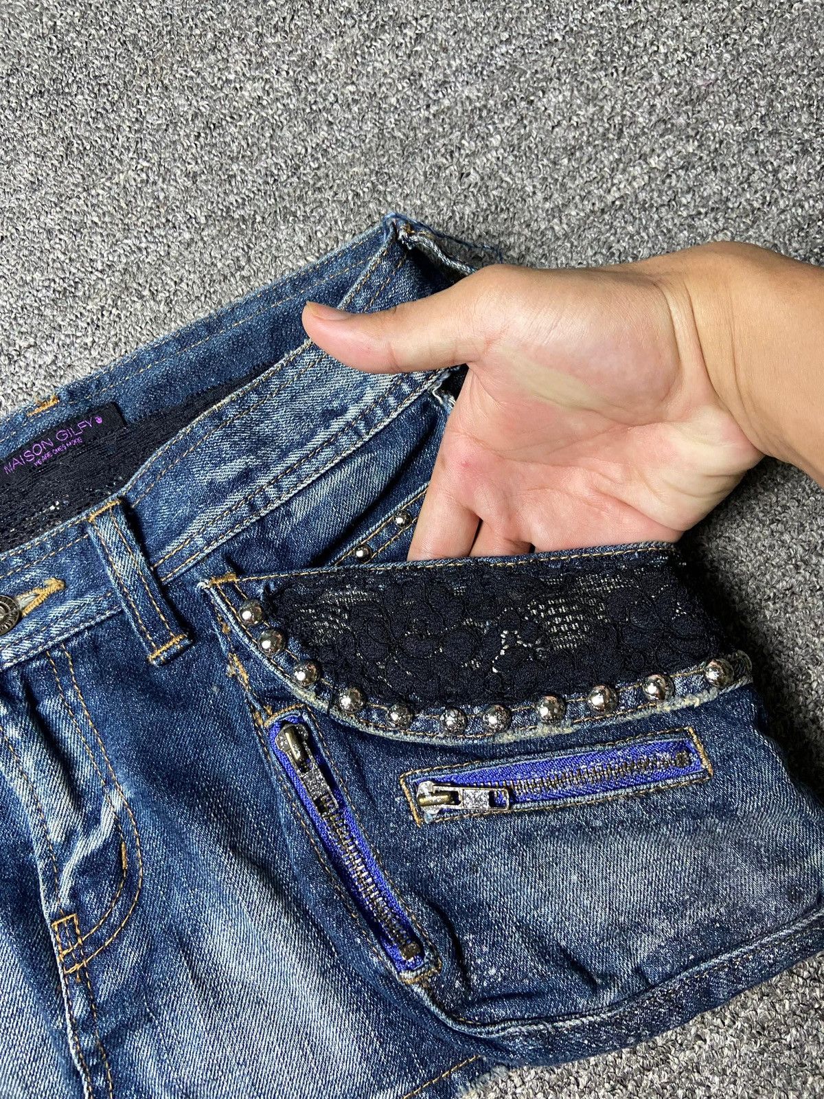 Japanese Brand Maison Gilfy Denim Mini Skirt with Lace & Zipper (158) Size 30" / US 8 / IT 44 - 4 Thumbnail