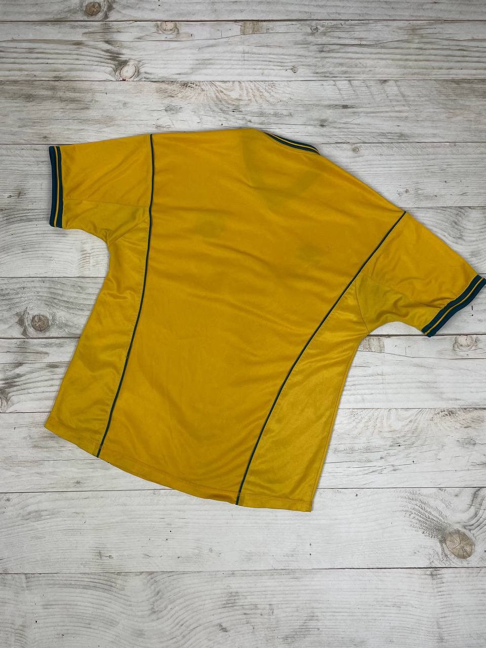 Umbro Vintage Umbro Celtic 2000 2002 Away Football Shirt Jersey Size US XL / EU 56 / 4 - 14 Thumbnail