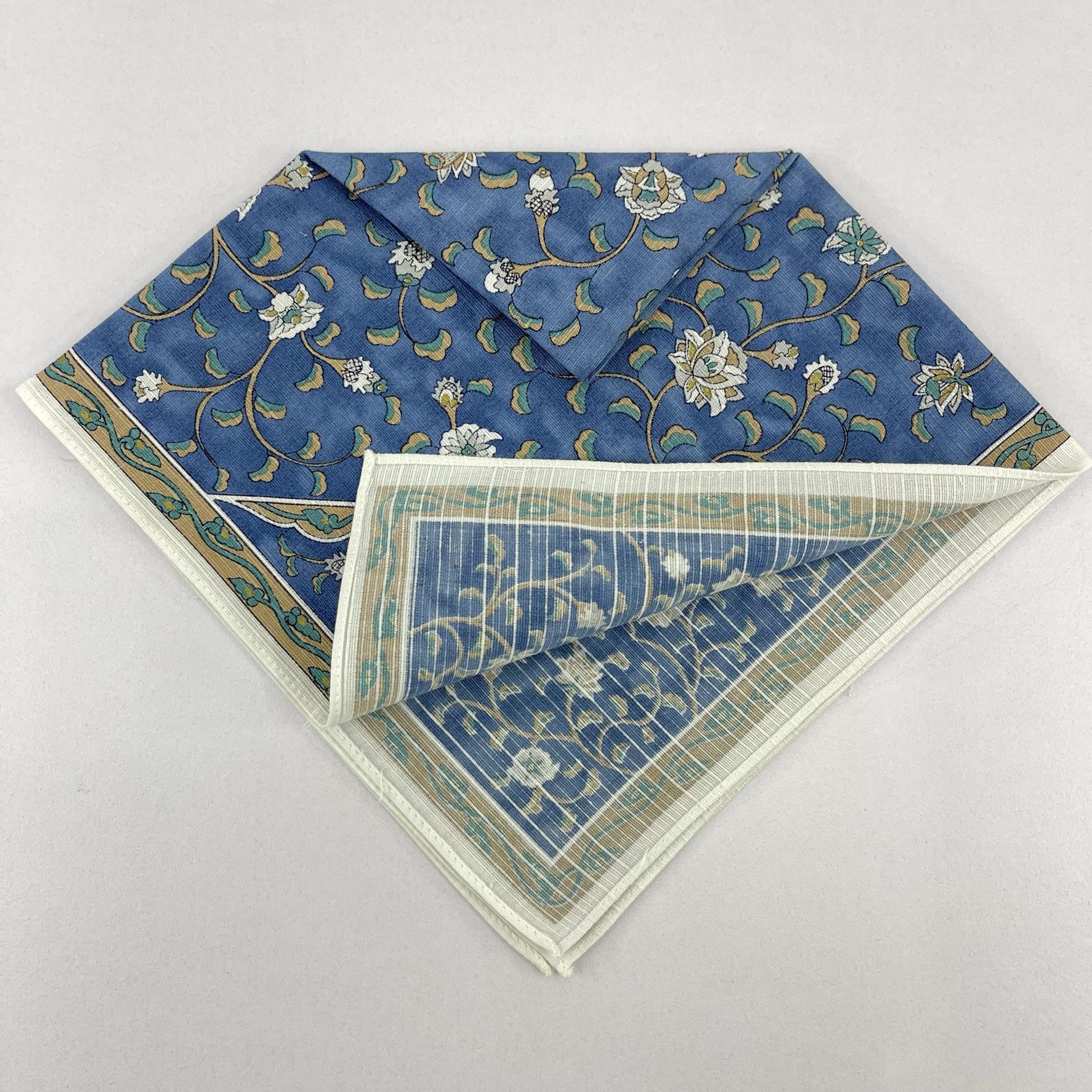 Japanese Brand × Vintage Japanese Furoshiki Handkerchief Wrapping Gift - 5085 Size ONE SIZE - 3 Thumbnail
