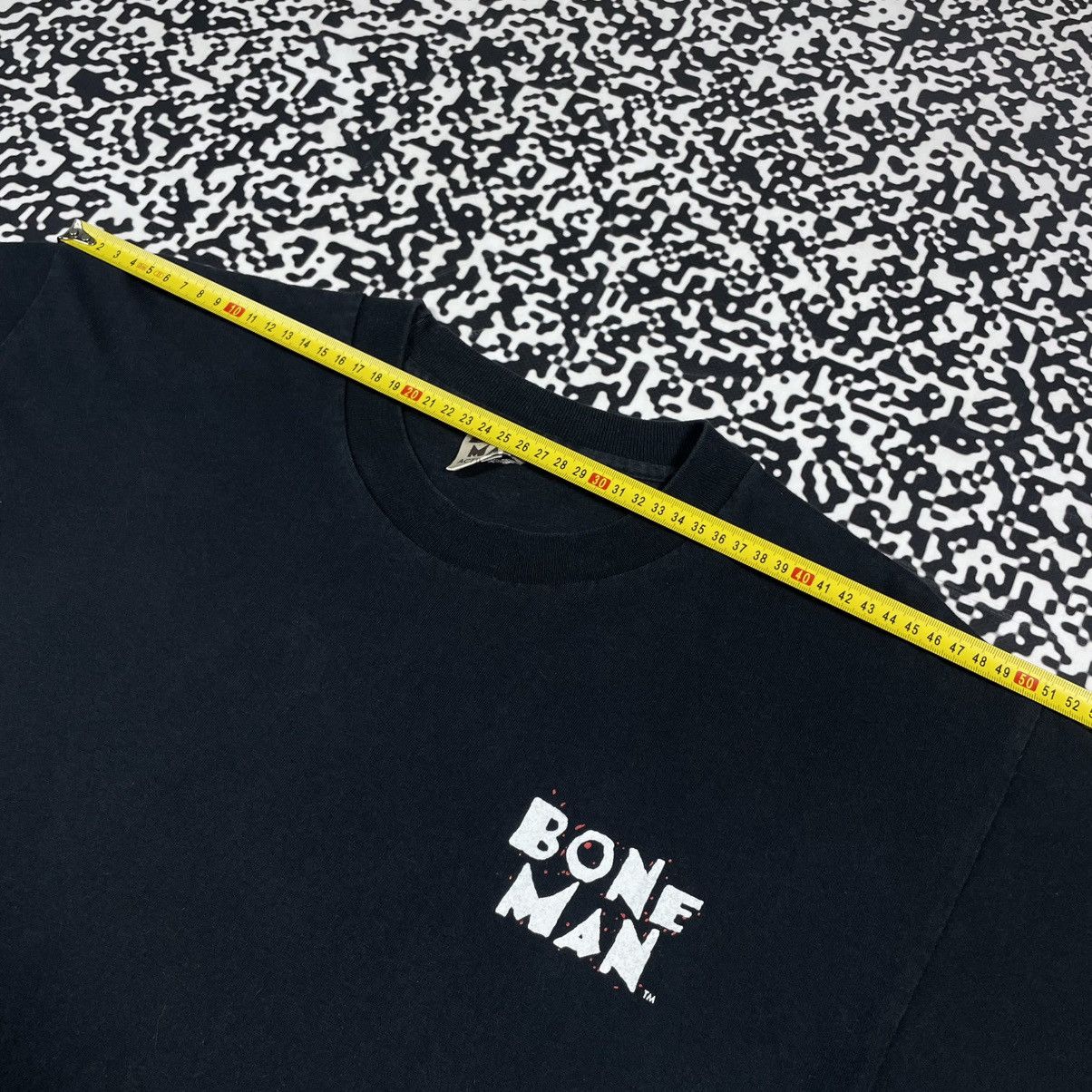Japanese Brand Vintage 1996 Bone Man Skull Bones Logo Bowling Retro T-shirt Size US L / EU 52-54 / 3 - 15 Thumbnail
