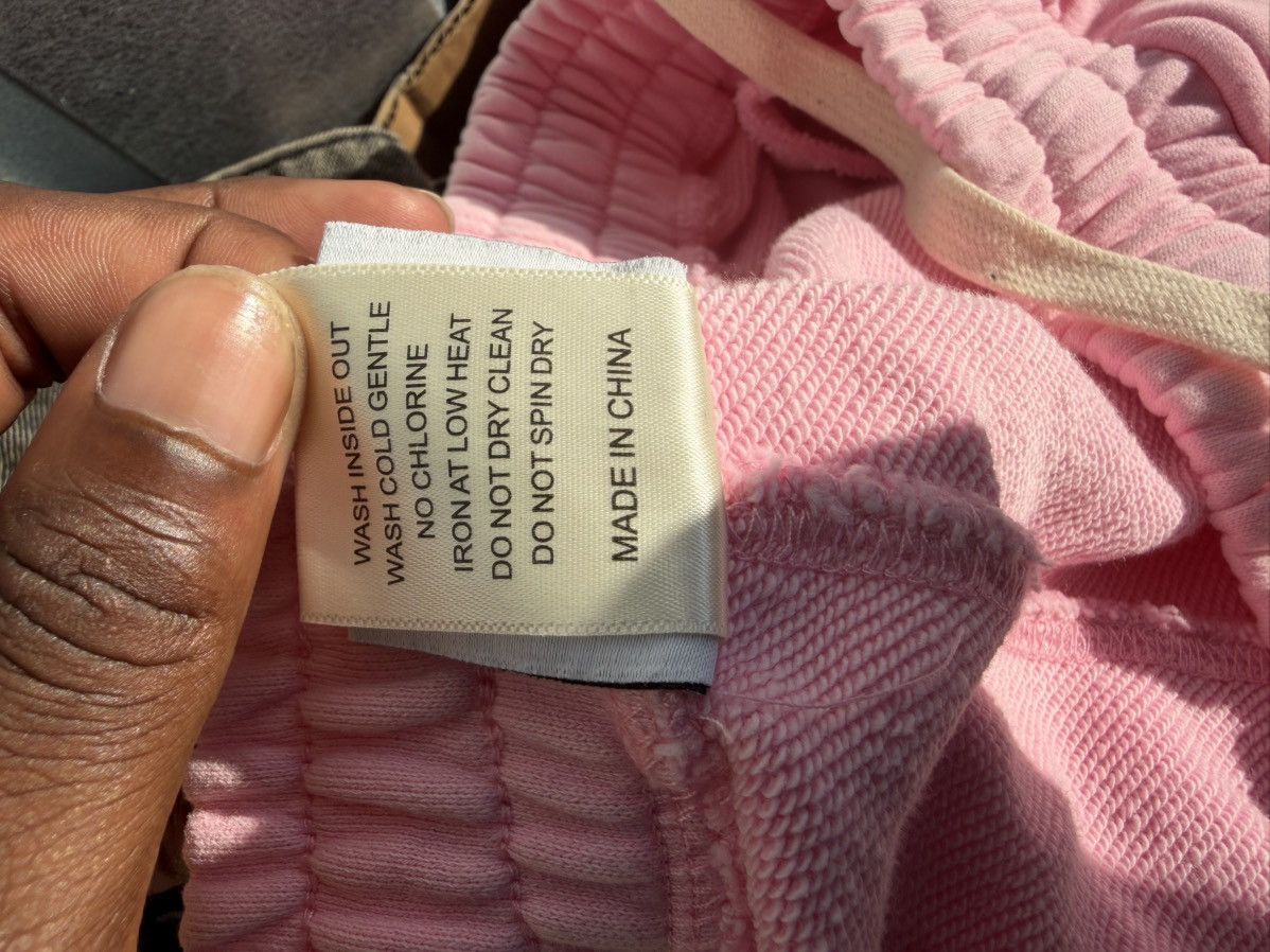 Vale Vale Forever Flag Sweats 'Pink' Size US 32 / EU 48 - 4 Thumbnail