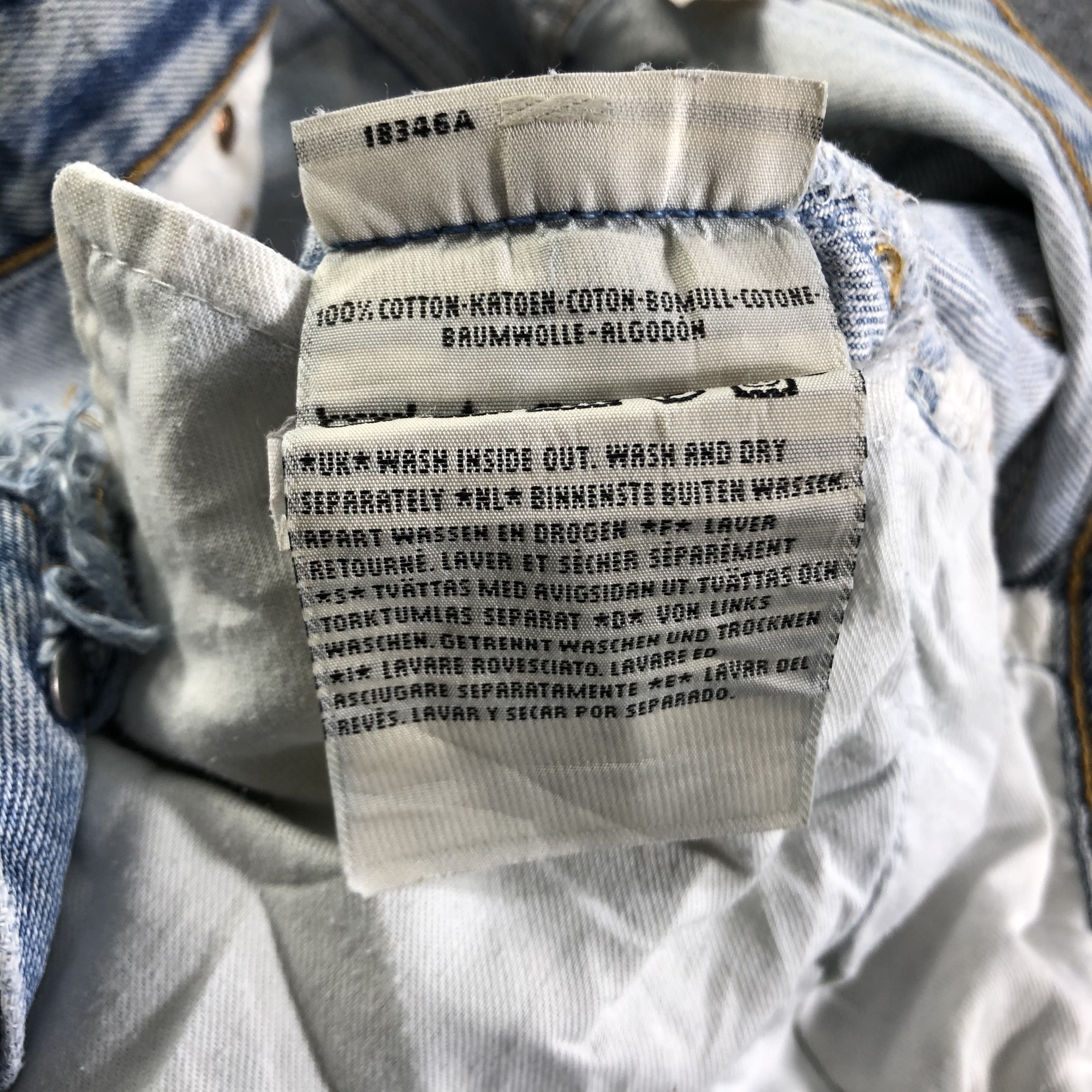 Levi's Vintage 90s Light Wash Levis 501 Jeans-J3812 Size US 29 - 12 Thumbnail