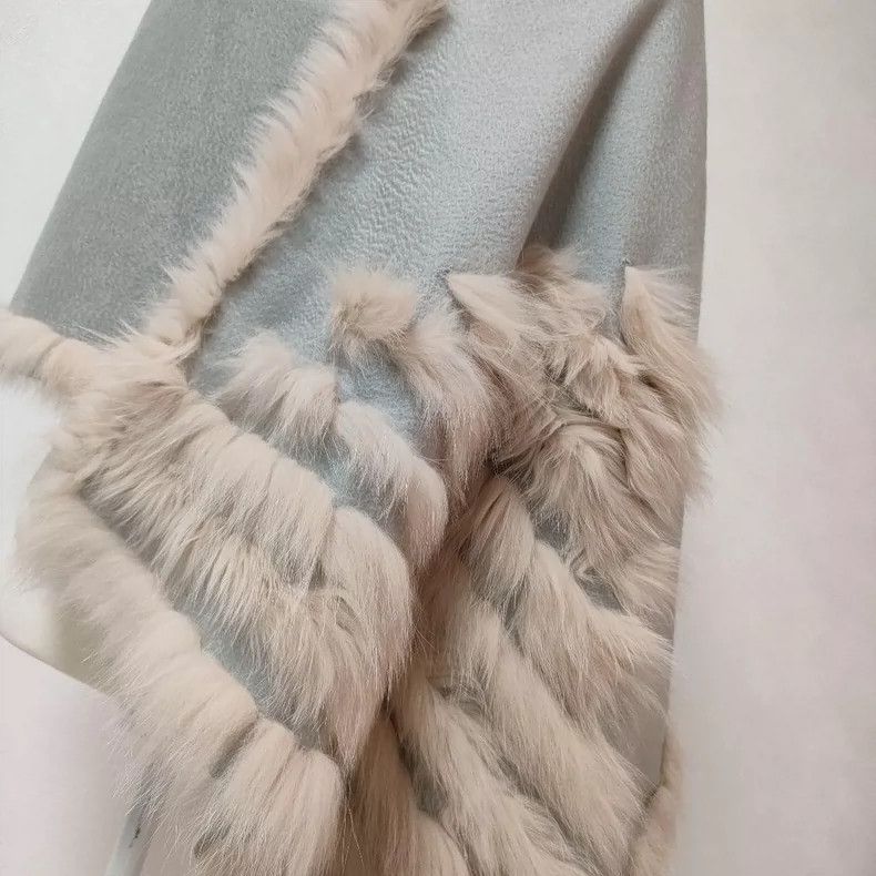 Fendi Fendi size 177*58 Cashmere water ripple shawl Size ONE SIZE - 3 Thumbnail