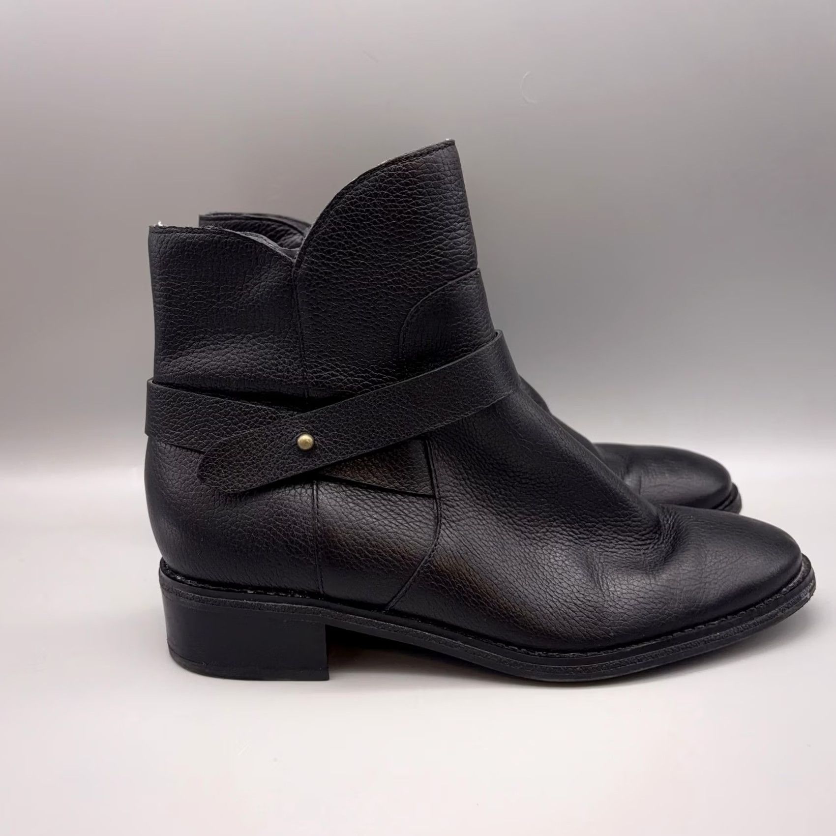Cole Haan Cole Haan Womens 8 Black Grand 360 Leather Ankle Strap Zip Booties Size US 8 / IT 38 - 6 Thumbnail