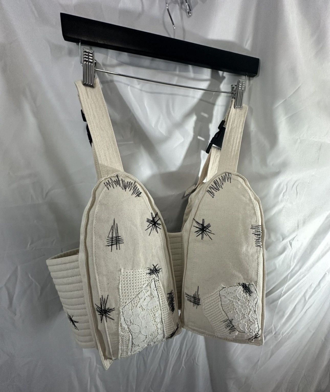 Who Decides War Who Decides War Vest Size ONE SIZE - 7 Thumbnail