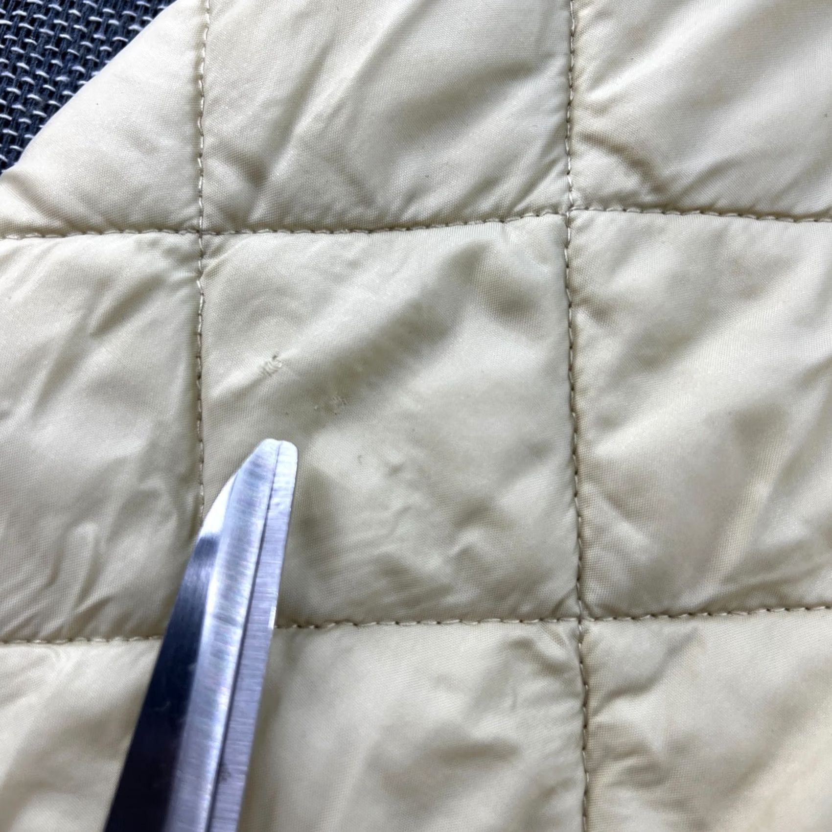 Henri Lloyd Vintage Henri Lloyd Beige Jacket Mens Medium Quilted Corduroy Trim Size US M / EU 48-50 / 2 - 3 Thumbnail