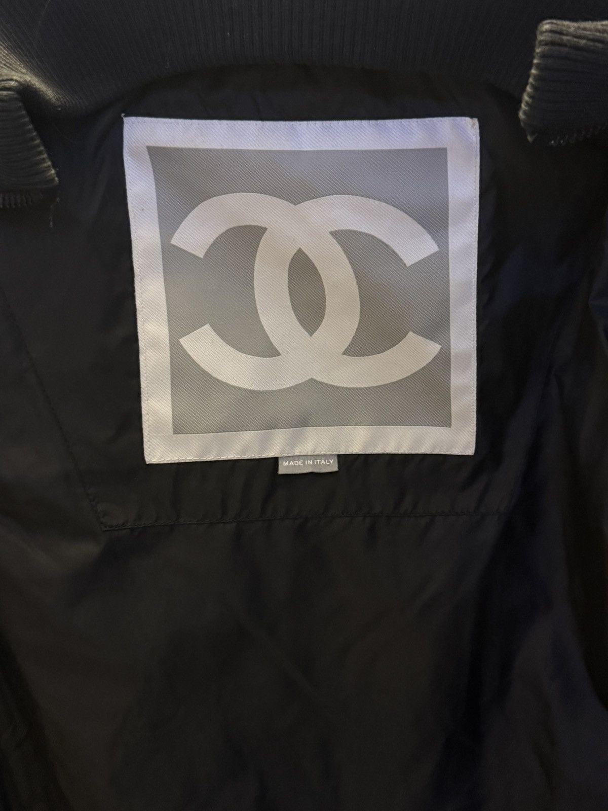 Chanel Magnificent quilted Chanel jacket Size S / US 4 / IT 40 - 3 Thumbnail