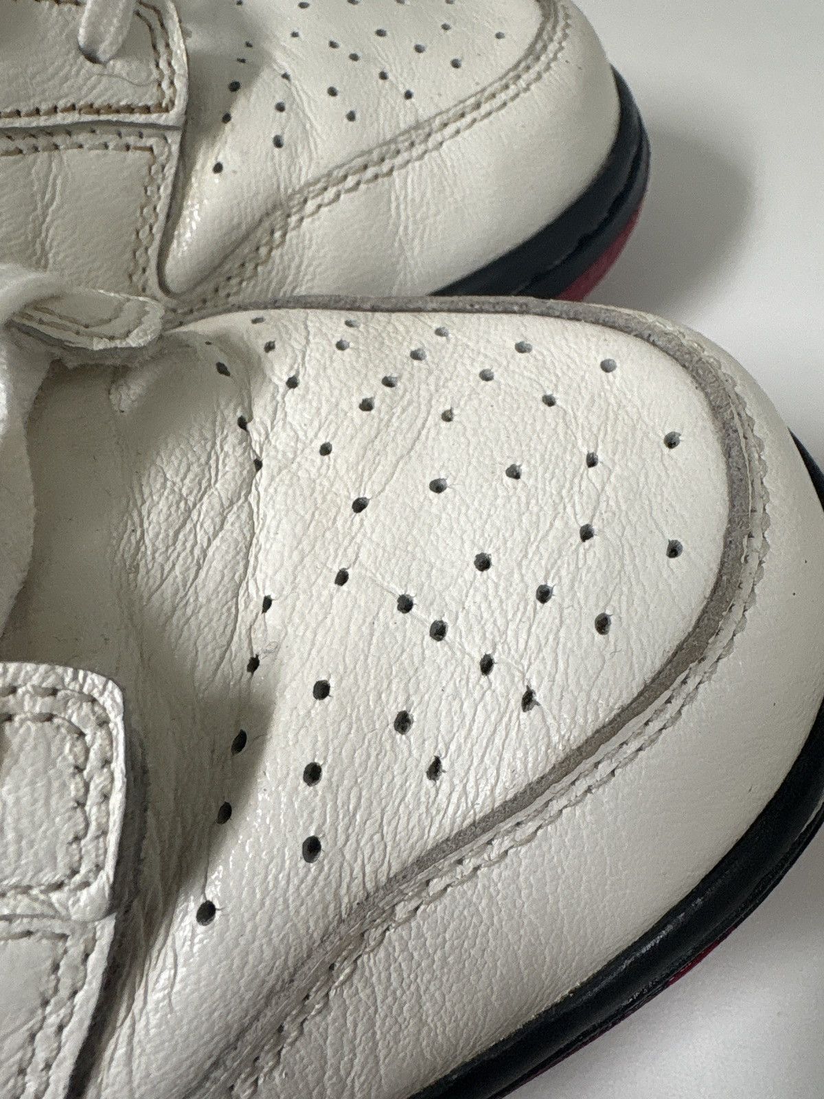 Nike WORLD AIDS DAY DUNKS Size US 11 / EU 44 - 11 Thumbnail