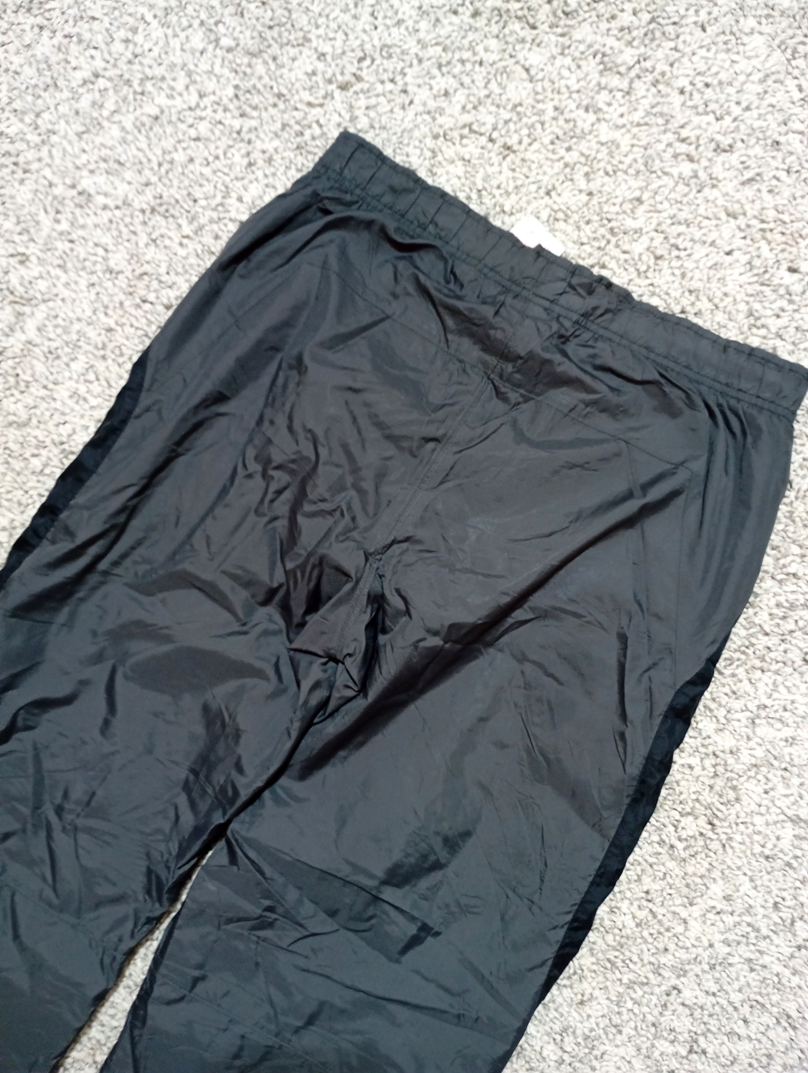 Nike NIKE 90's BAGGY SWOOSH LOGO TRACK PANTS RARE RETRO Y2K Size US 33 - 10 Thumbnail