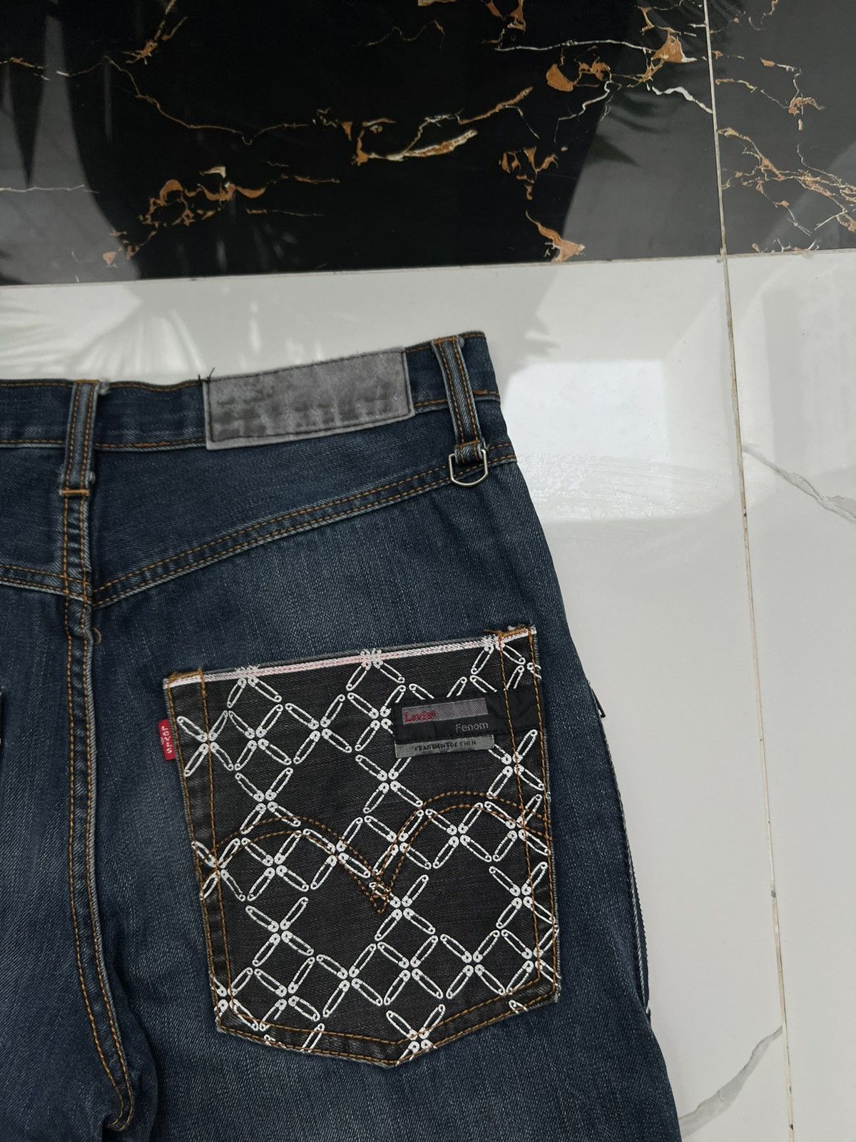 Fragment Design × Levi's × Vintage 90’s LEVI’S FENOM Y2K JEAN DISTRESSED AVANT-GARDE Size US 32 / EU 48 - 3 Thumbnail