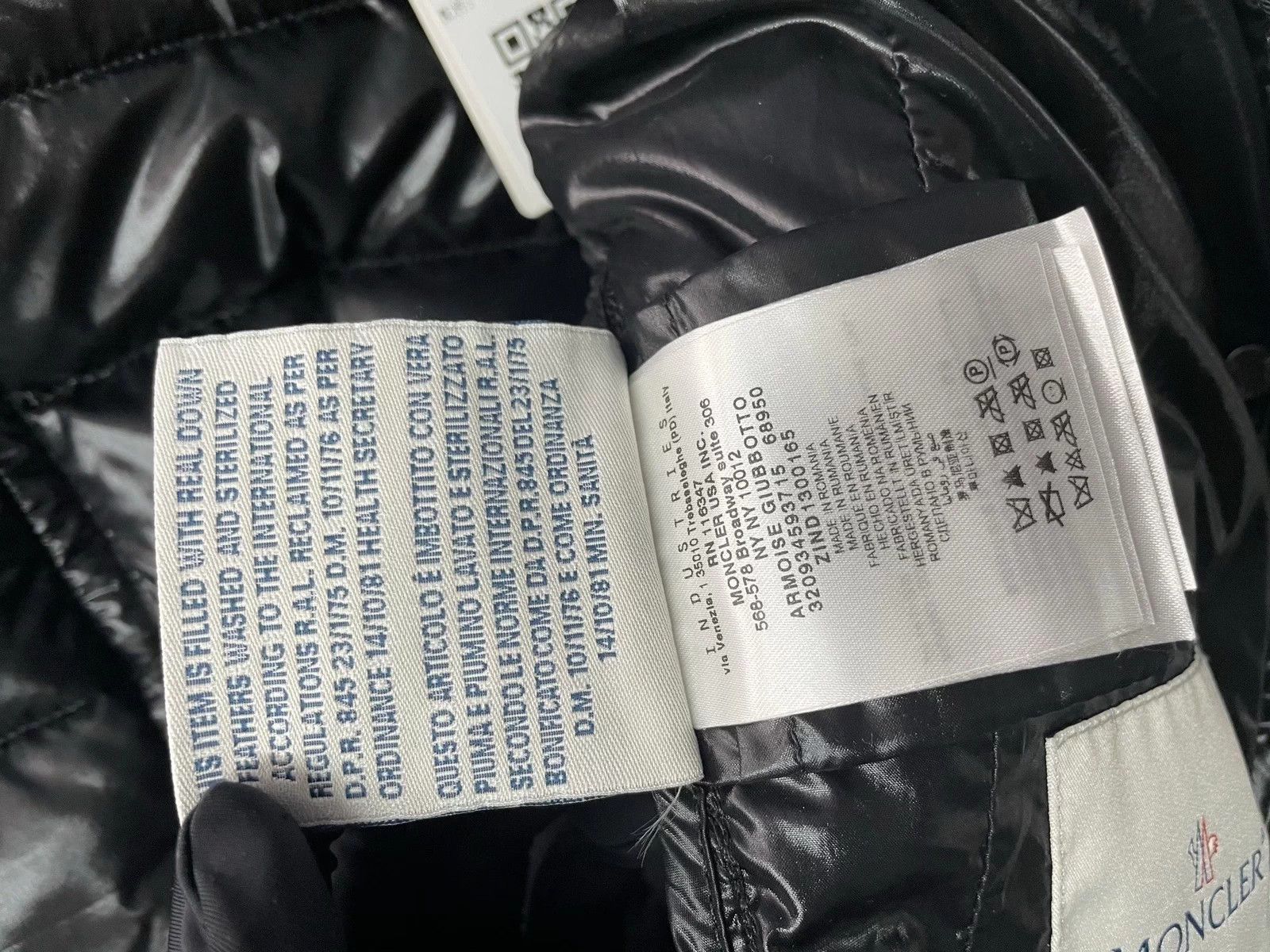 Moncler Moncler Shiny Fitted Down Jacket 0 Black Size XS / US 0-2 / IT 36-38 - 6 Thumbnail