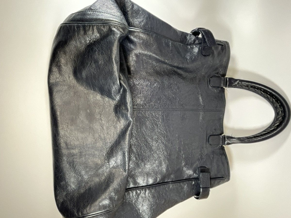 Balenciaga Balenciaga SS12 Archive Cube Leather Tote Black/Dark Navy Size ONE SIZE - 14 Thumbnail