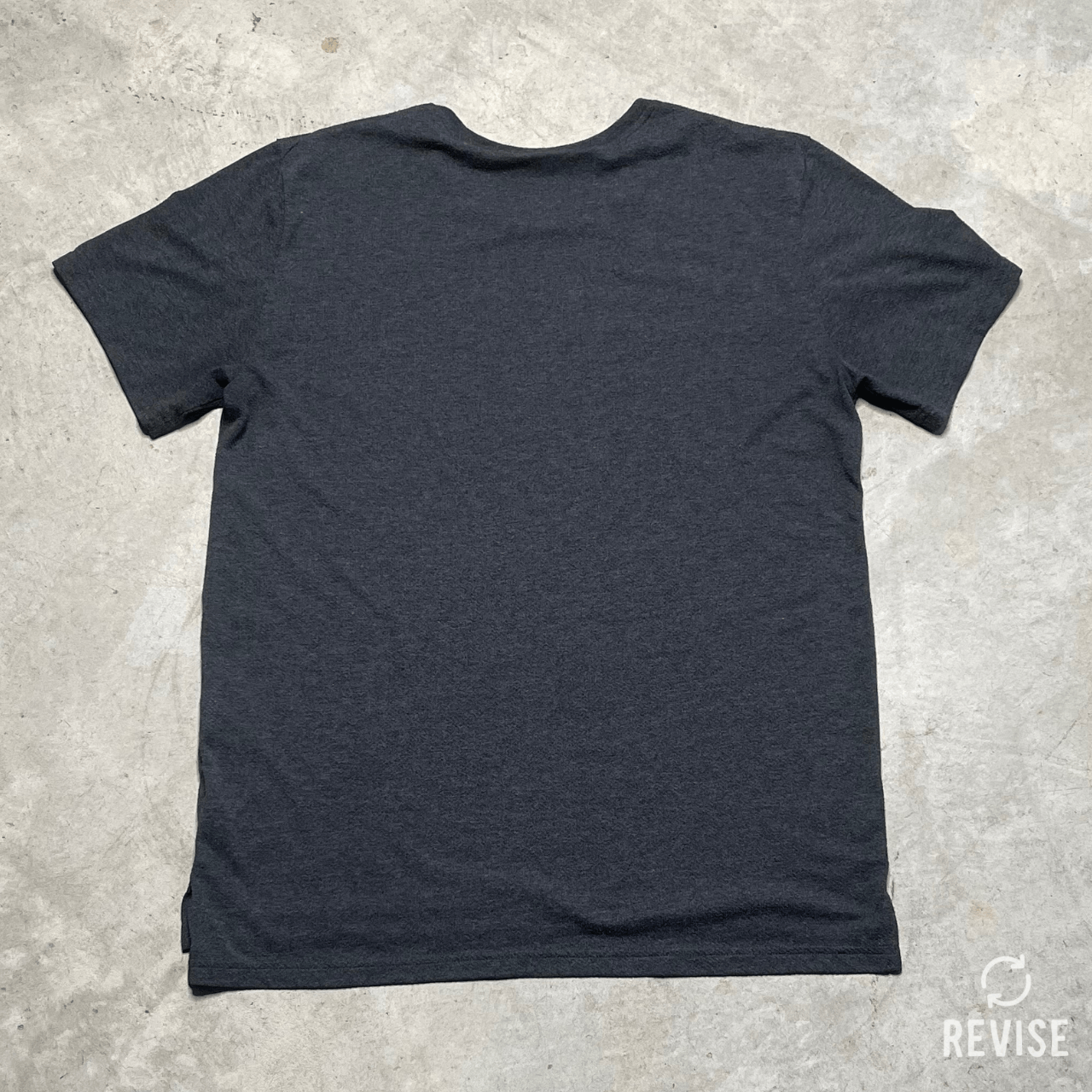 Nike Nike Dri-FIT Dark Gray T-Shirt – Silver Swoosh – Size M Size US M / EU 48-50 / 2 - 2 Thumbnail