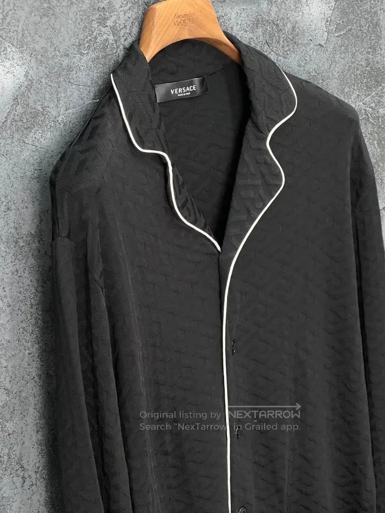 Versace Versace Back knit cardigan Size US M / EU 48-50 / 2 - 5 Thumbnail