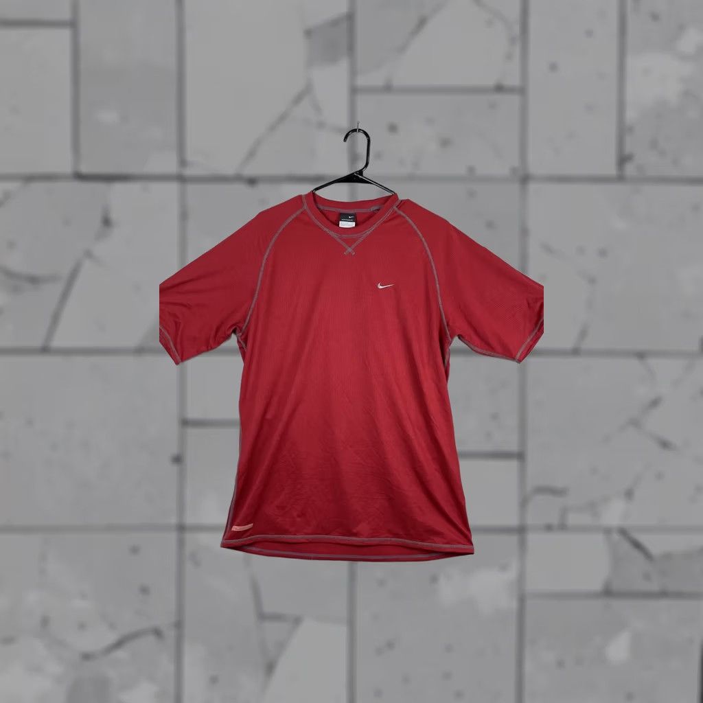 Nike Nike Sphere Dry Shirt Mens Medium Red Short Sleeve Athletic Running Raglan Size US M / EU 48-50 / 2 - 1 Thumbnail