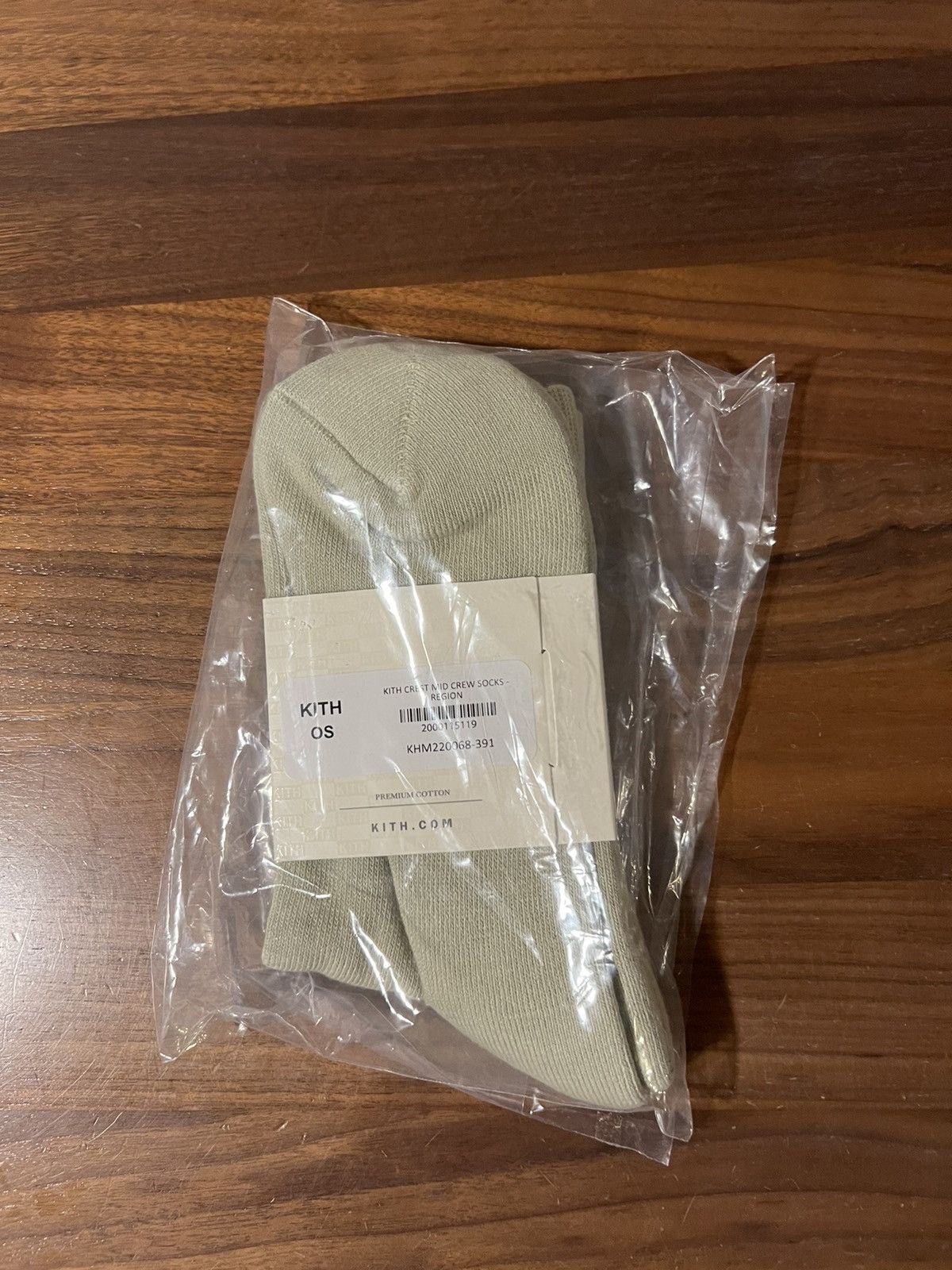 Kith Kith Crest Mid Crew Socks in Region SS24 One Size Brand New Size ONE SIZE - 5 Thumbnail