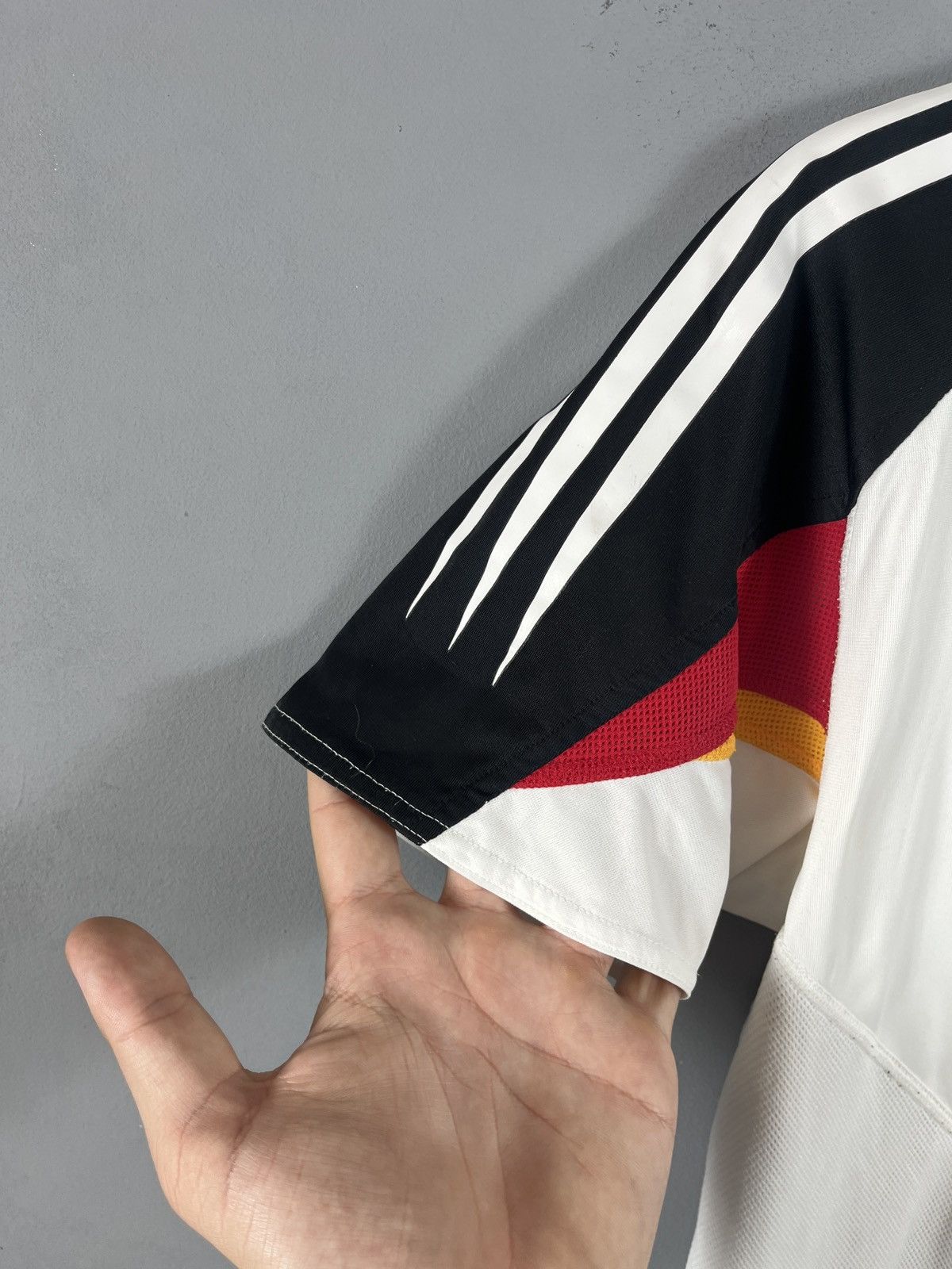 Adidas GERMANY TEAM 2004 home FOOTBALL JERSEY ADIDAS SOCCER Size US S / EU 44-46 / 1 - 7 Thumbnail