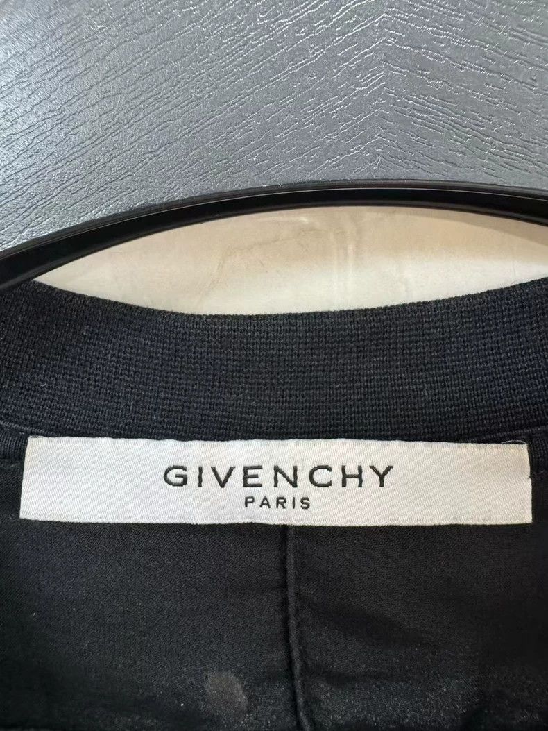 Givenchy Givenchy Large hole short sleeve Size US XS / EU 42 / 0 - 4 Thumbnail