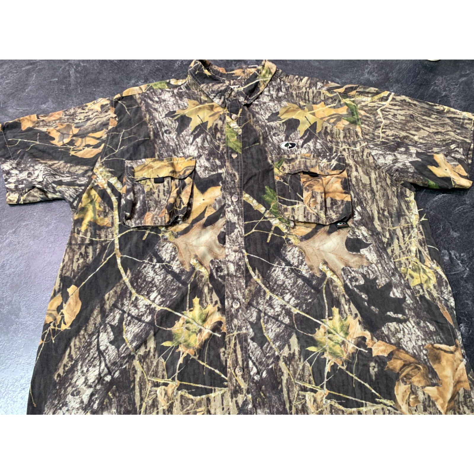Vintage Mossy Oak Camouflage Short Sleeve Button Up Shirt Mens 2XL Size US XXL / EU 58 / 5 - 1 Thumbnail