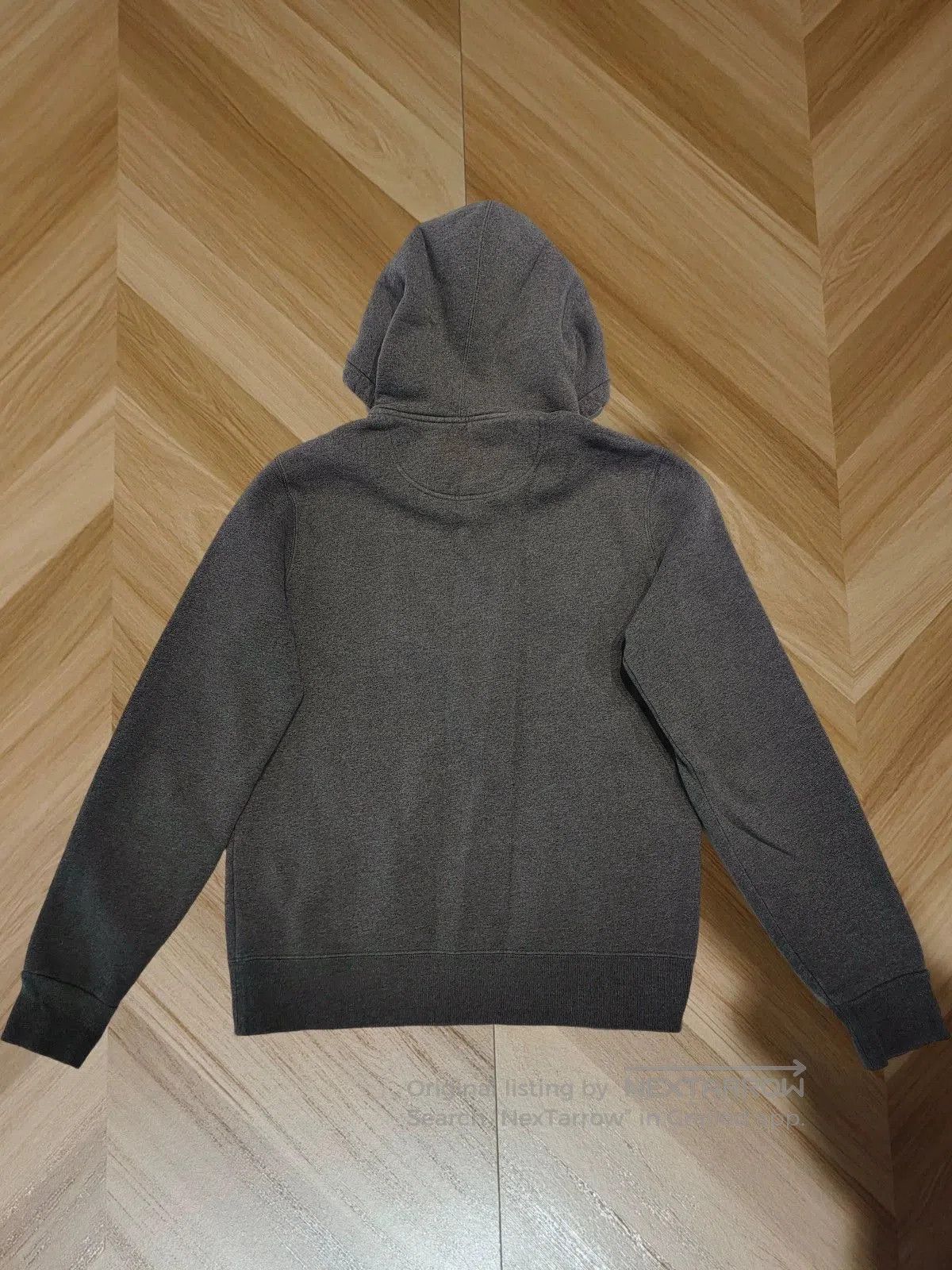 Burberry burberry hoodie lightly worn, authentic, size xs. Size US M / EU 48-50 / 2 - 2 Thumbnail