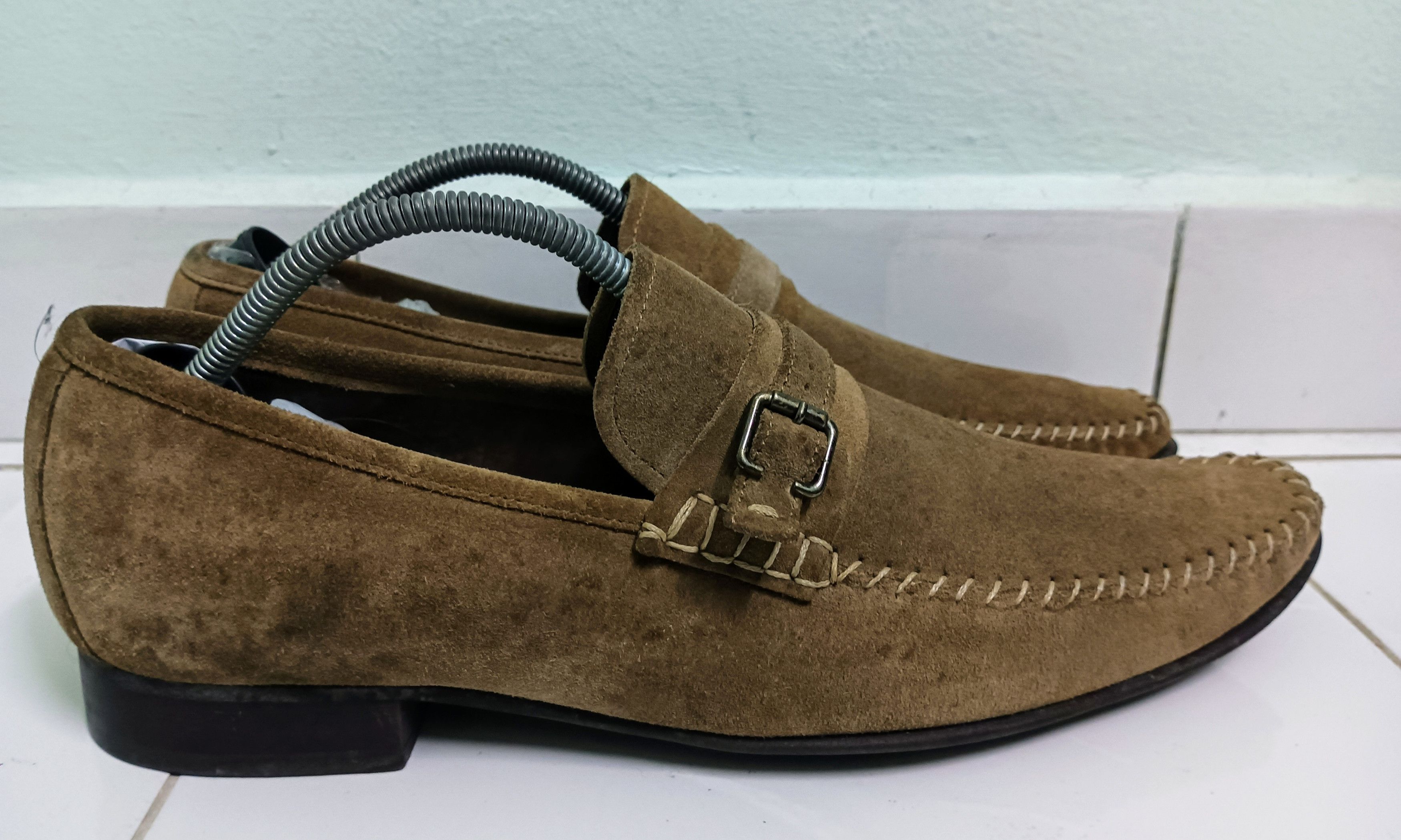 Zara ZARA Suede leather slip-on (Fit cutting type A foot) Size US 11 / EU 44 - 6 Thumbnail