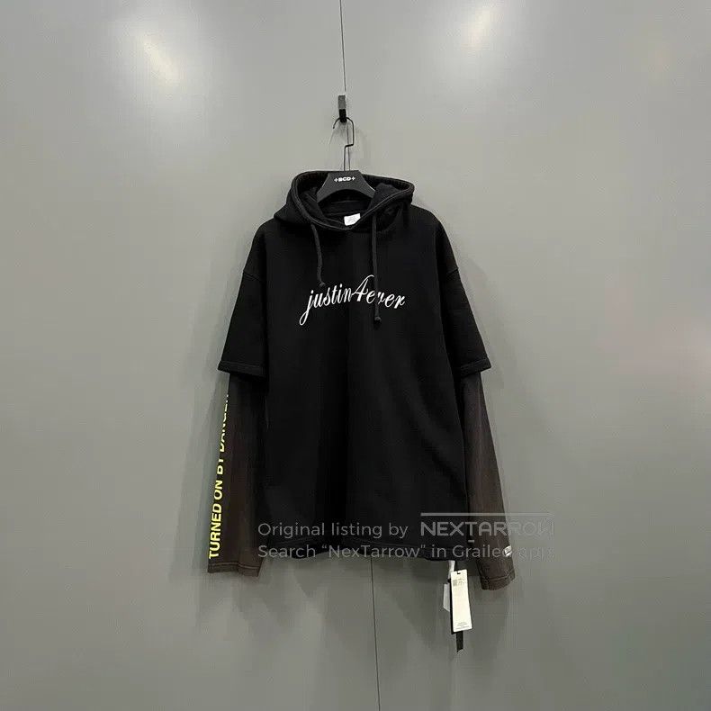 Vetements VETEMENTS Gun Lettering Fake Two-Piece Hoodie Size US L / EU 52-54 / 3 - 1 Thumbnail