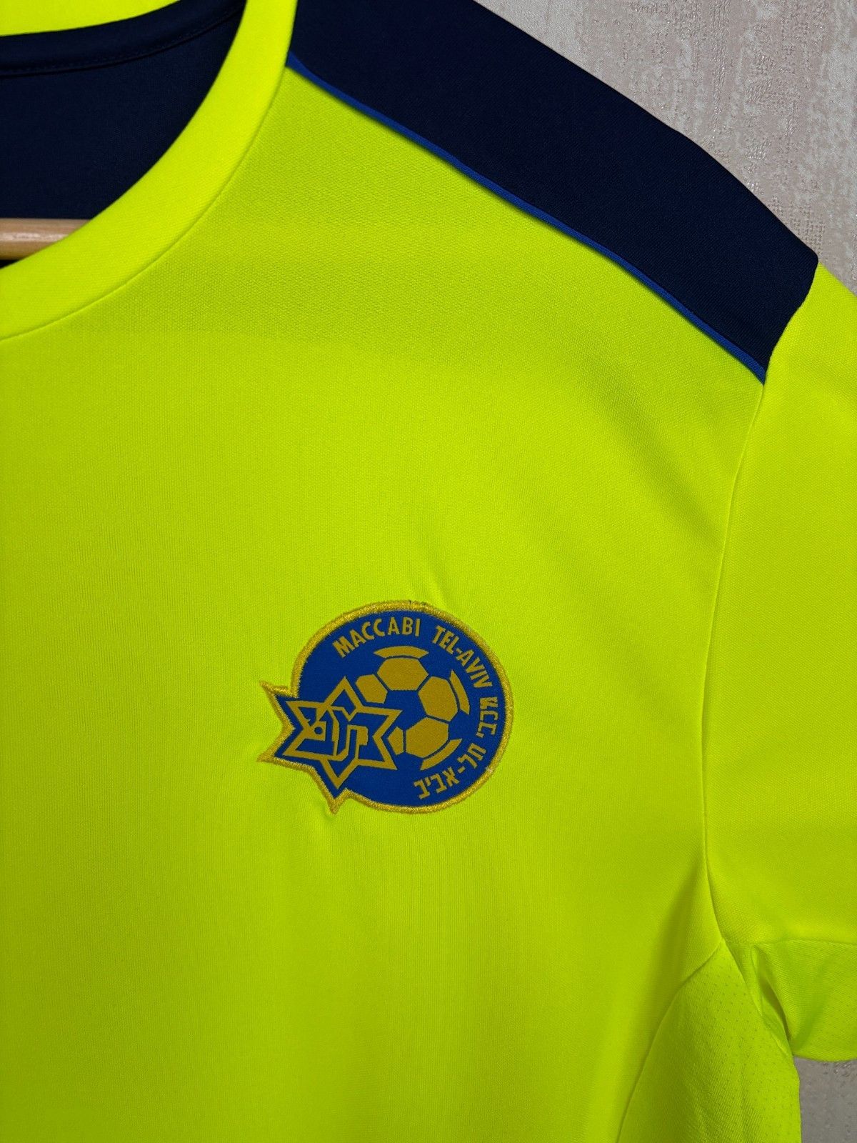 Other Maccabi Tel Aviv FC MTA Israel Soocer Jersey Football Shirt Size US M / EU 48-50 / 2 - 8 Thumbnail
