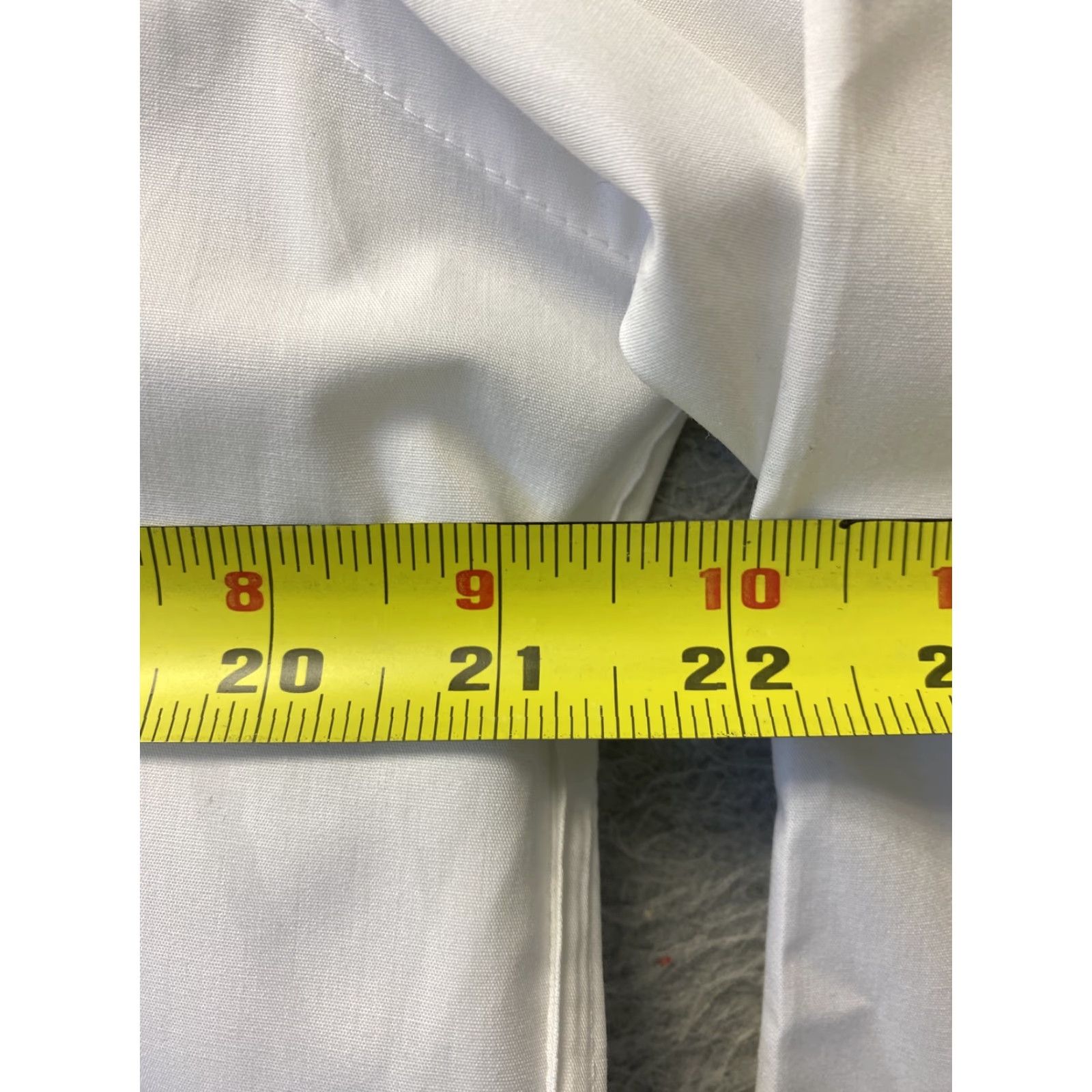Arrow Arrow Shirt Mens White Slim Casual Button Down Collar/97-11 Regular 16 32/33 Cotton Button-Up Pockets All Seasons Men Treated 4-Season Vintage No Size US L / EU 52-54 / 3 - 6 Thumbnail