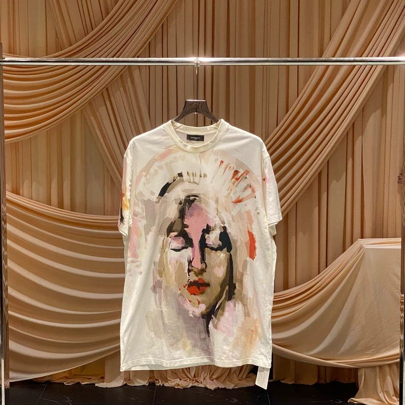 Givenchy Givenchy White Portrait Short Sleeve / Size M / JM36137 Size US M / EU 48-50 / 2 - 1 Thumbnail