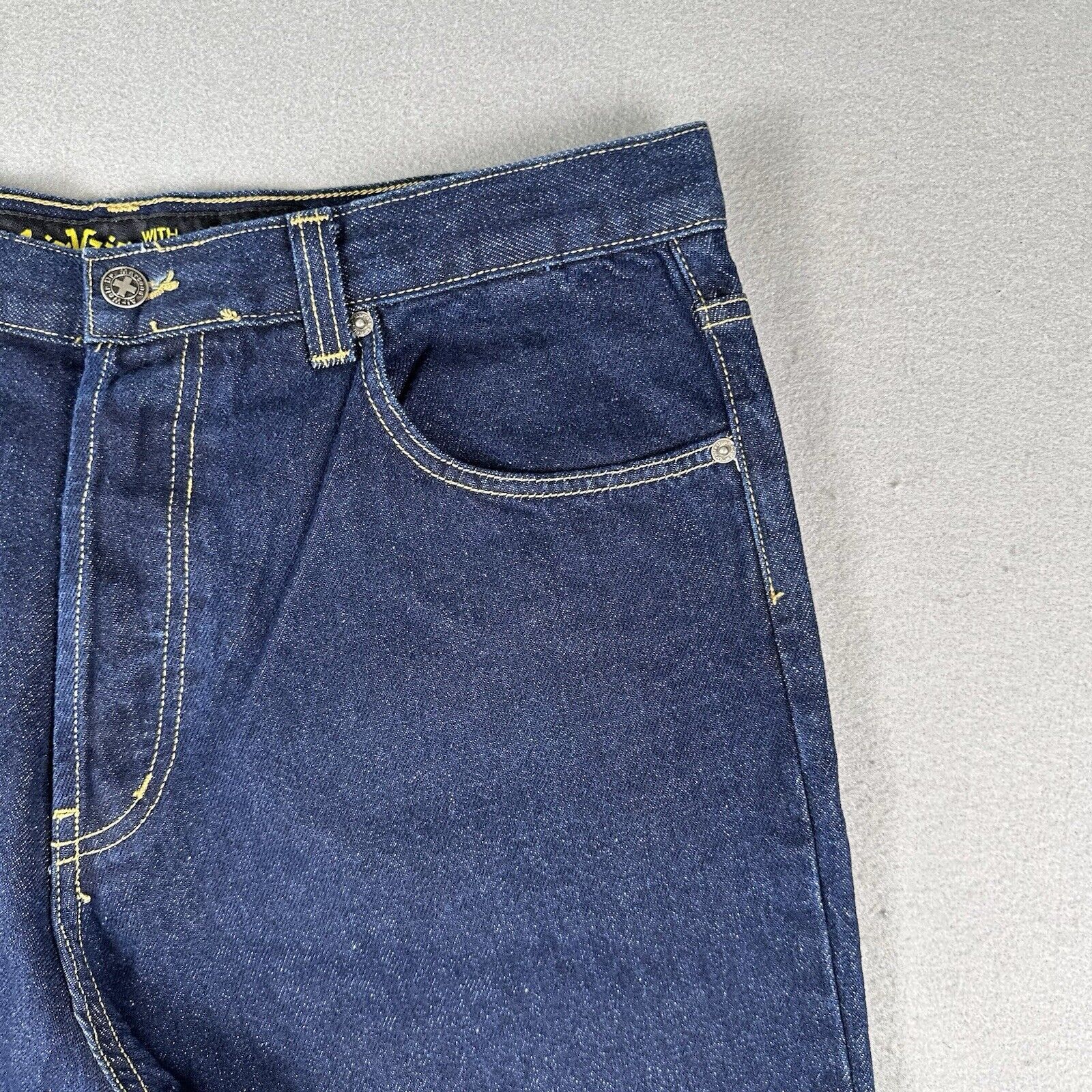 Dr. Martens Dr Marten Air Wair Relaxed Fit Jeans Men’s 36x32 Blue Denim Size US 36 / EU 52 - 3 Thumbnail