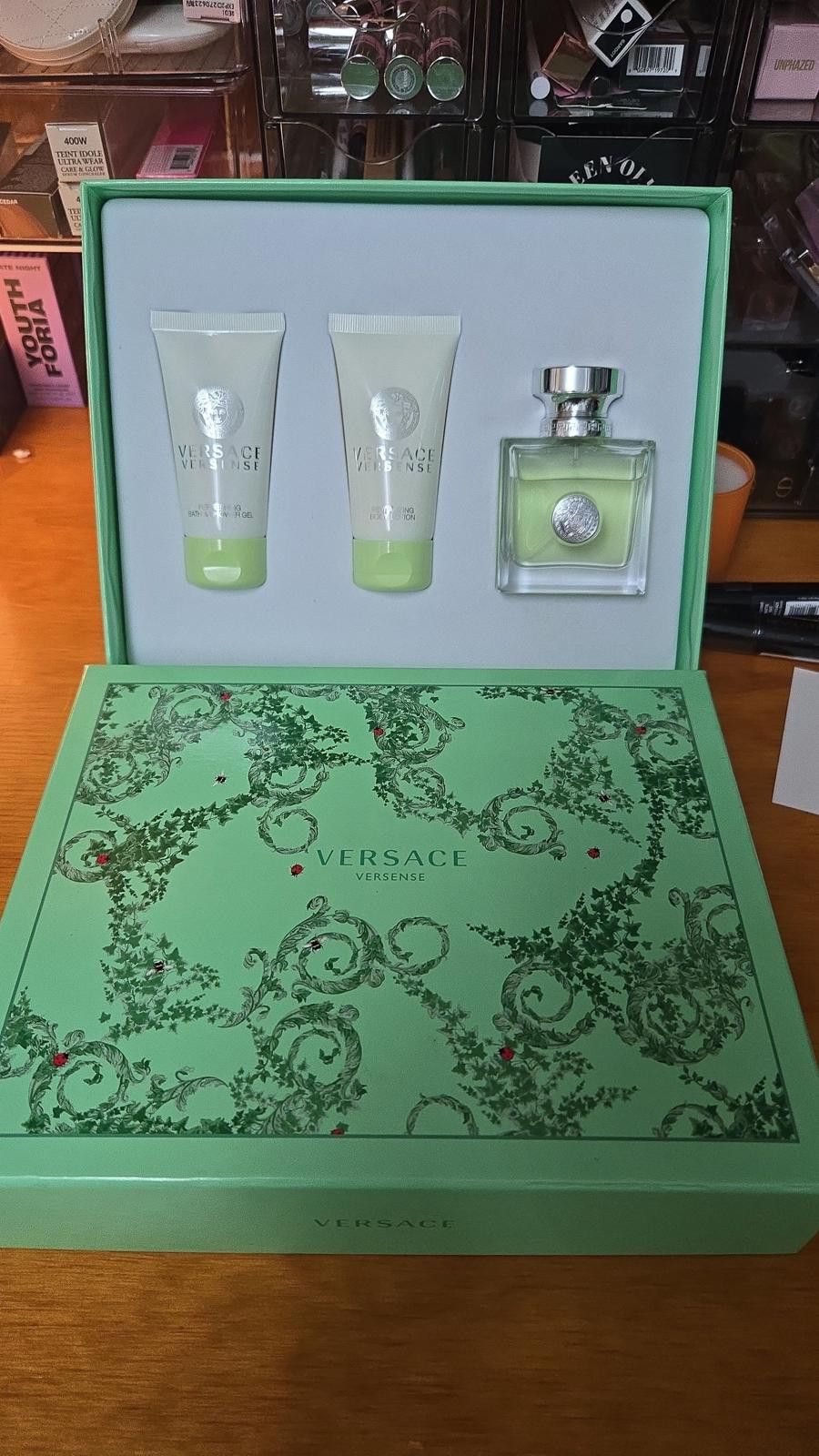 Versace 💚 Versace Versense 3-Piece Gift Set for Women Size ONE SIZE - 1 Thumbnail