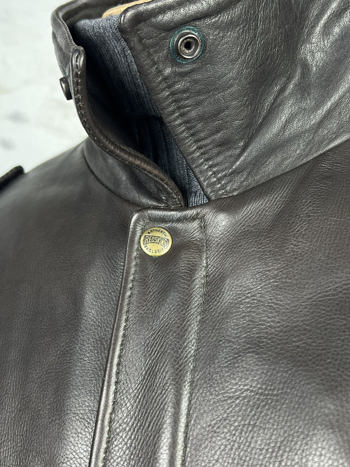 Vintage Vintage Redskins Air Force Bomber Leather Jacket Size XL-XXL Size US XXL / EU 58 / 5 - 7 Thumbnail