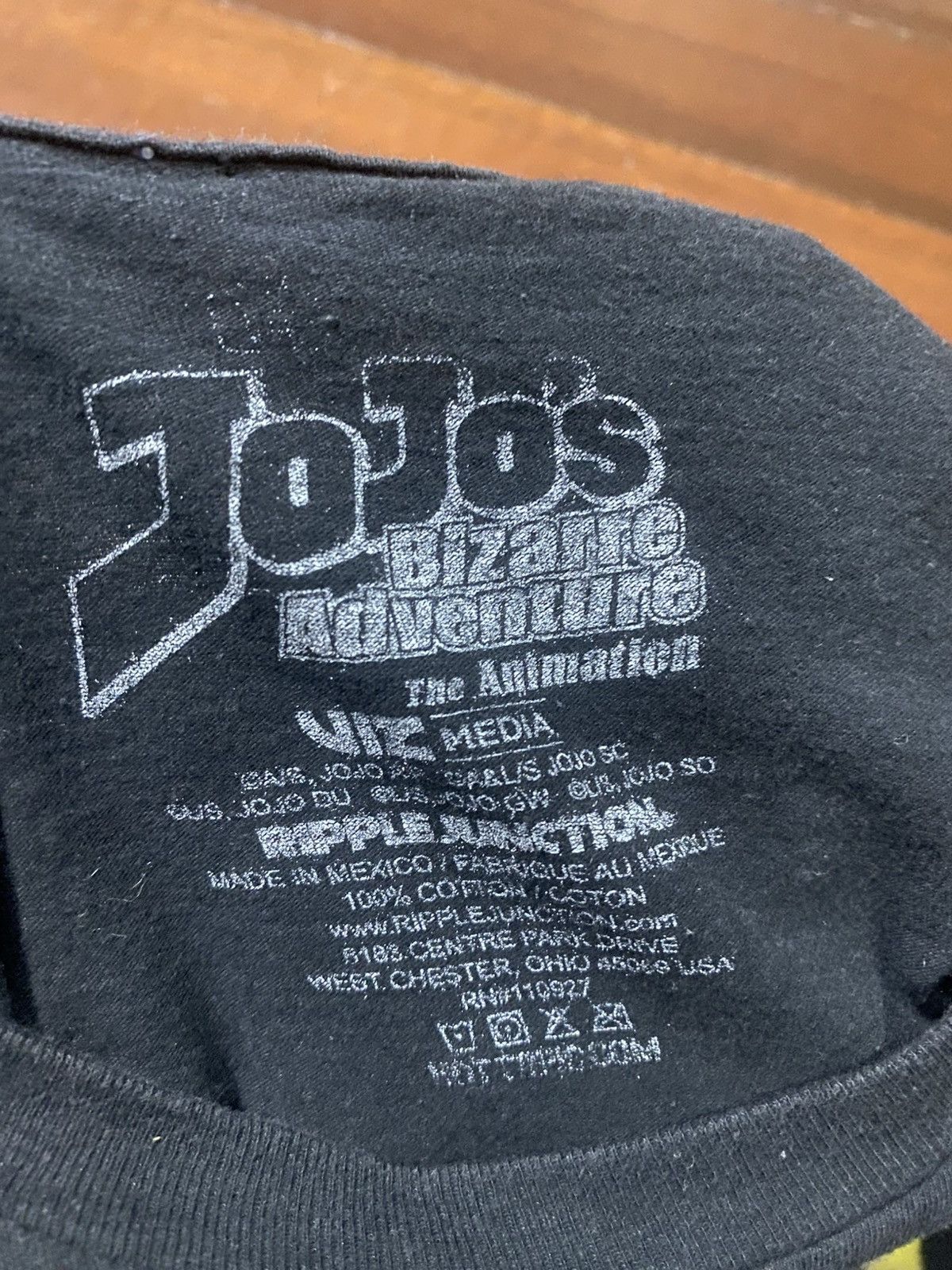 Anime JOJO'S BIZARRE ADVENTURE DIO BRANDO ANIME Y2K TEE Size US M / EU 48-50 / 2 - 8 Thumbnail