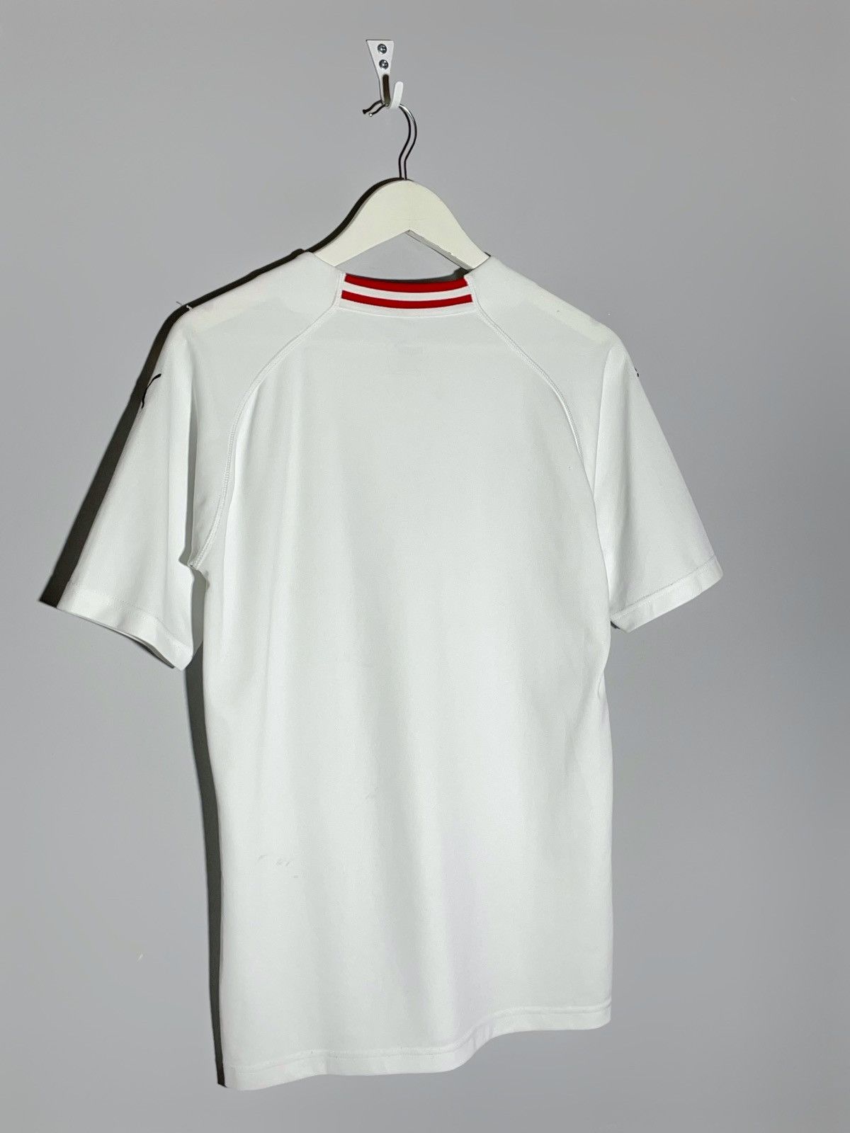 Puma National Team Austria Puma 2018 Away Y2k Football Shirt Size US L / EU 52-54 / 3 - 10 Thumbnail