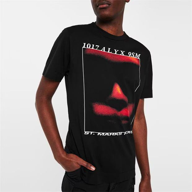 1017 ALYX 9SM o1g2r1mq0824 Icon Face T-Shirts in Black Size US S / EU 44-46 / 1 - 3 Thumbnail