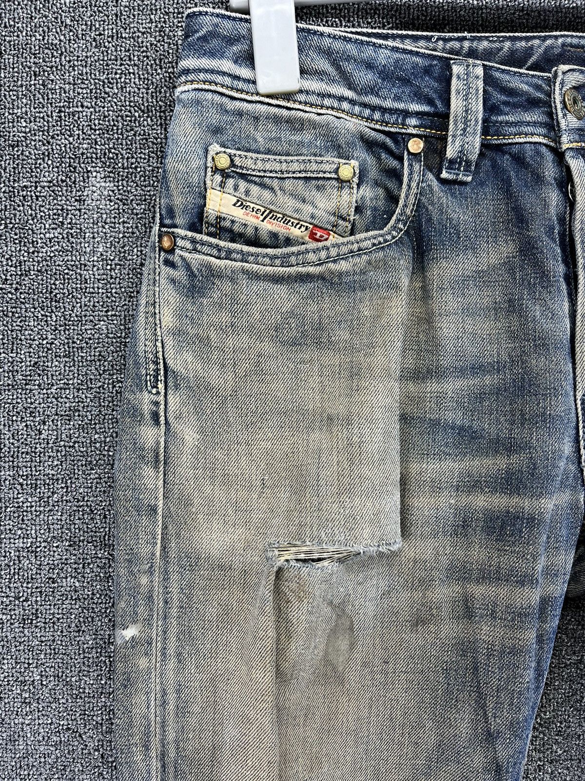 Diesel Vintage 90s Diesel Rare Punk Jeans Denim Pants Size US 29 - 13 Thumbnail