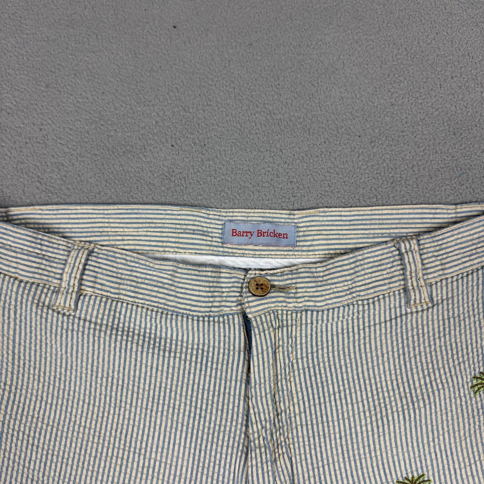 Barry Bricken Barry Bricken Seersucker Shorts Palm Tree Embroidered 34 Size US 34 / EU 50 - 7 Thumbnail