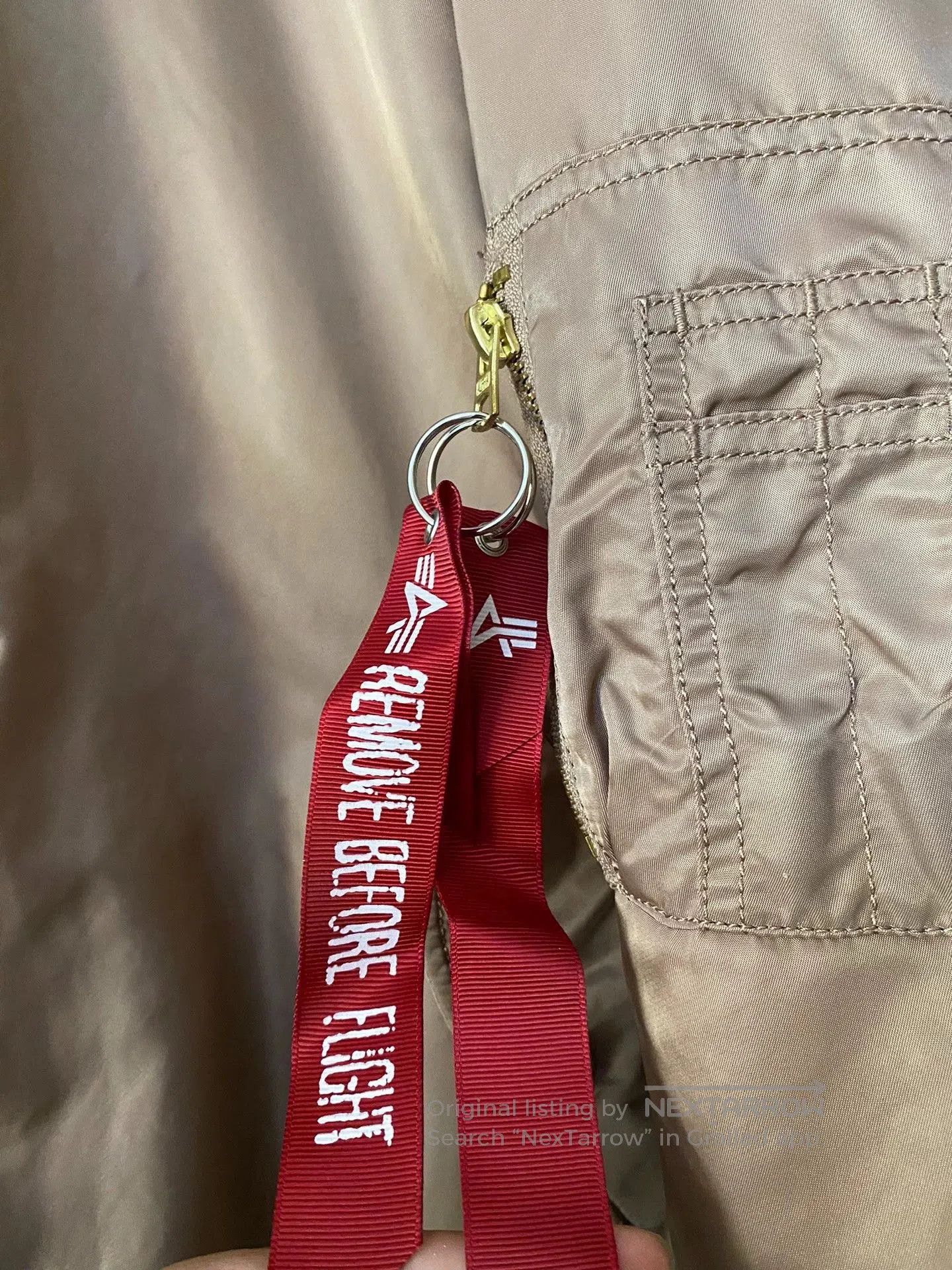 Vetements vetements reversible bomber jacket in beige color. Size US S / EU 44-46 / 1 - 2 Thumbnail
