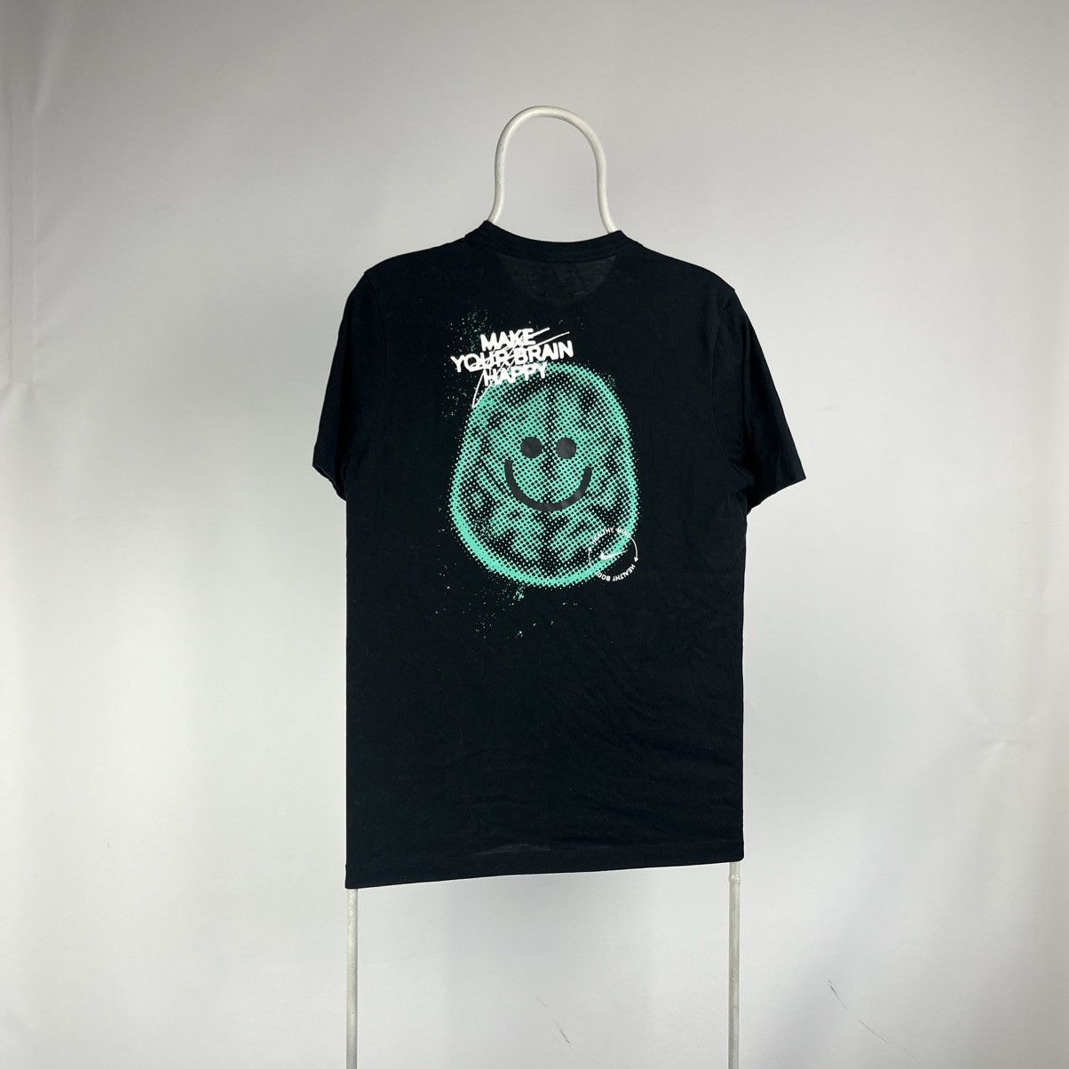Nike Nike make your brain happy tshirt spray print size Medium Size US M / EU 48-50 / 2 - 1 Thumbnail