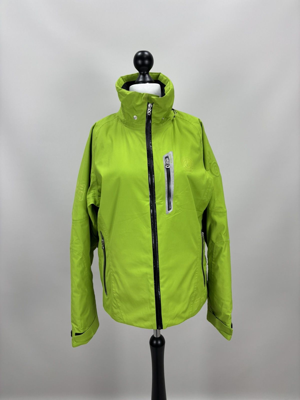 Bogner Womens ski jacket Bogner Size 38 Color Green Size XS / US 0-2 / IT 36-38 - 1 Thumbnail