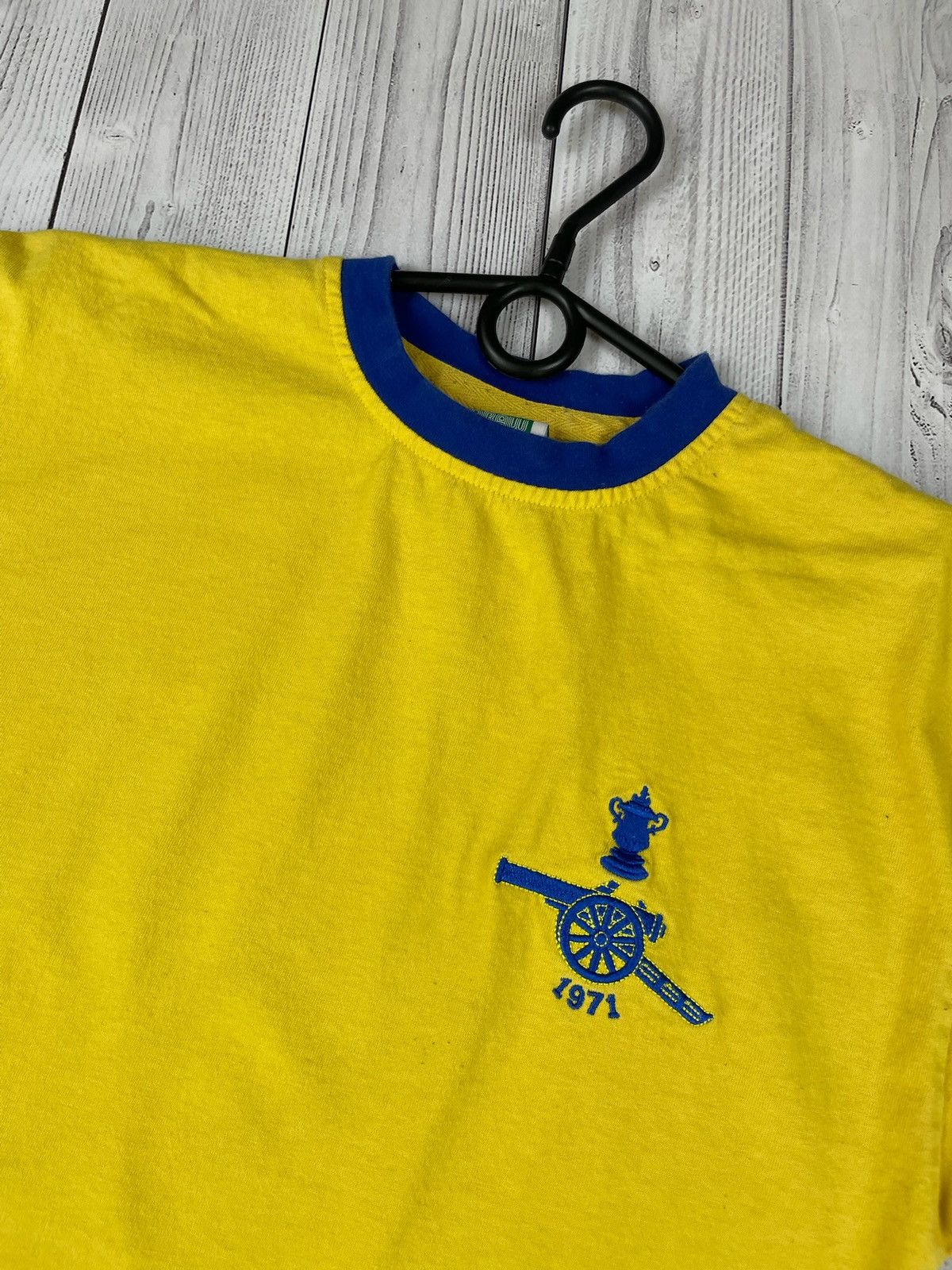Other Vintage retro soccer jersey Arsenal size M away yellow Size US M / EU 48-50 / 2 - 2 Thumbnail