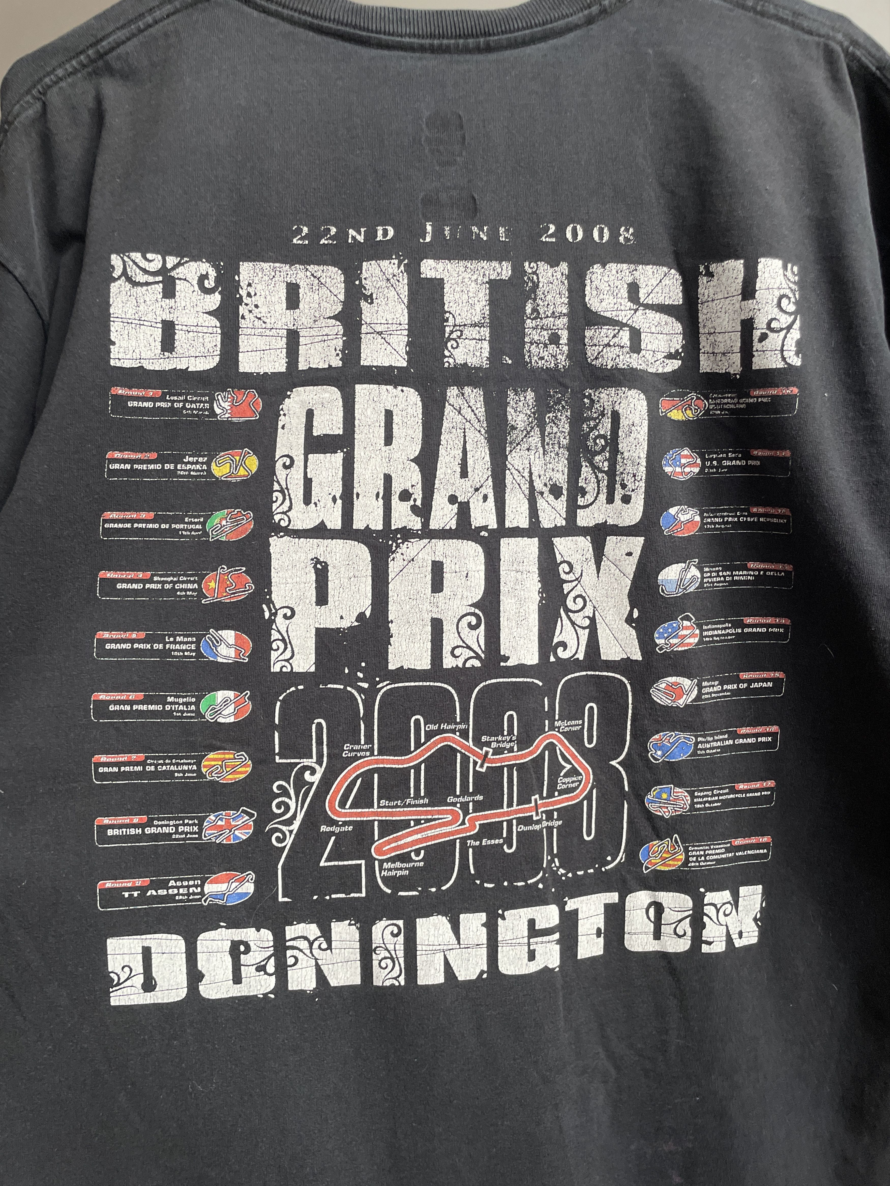 Vintage British Grand Prix 2008 Vintage T-Shirt Size XL Size US XL / EU 56 / 4 - 5 Thumbnail